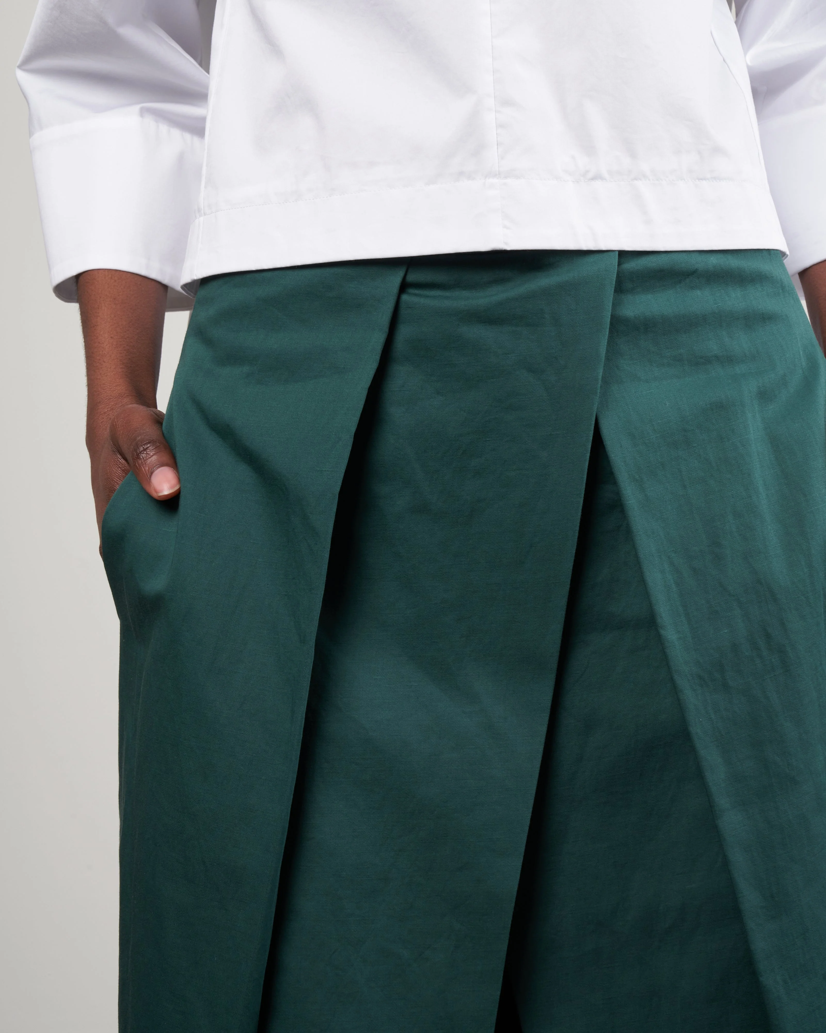 cotton linen sateen pleat culotte - carson green - Image 5