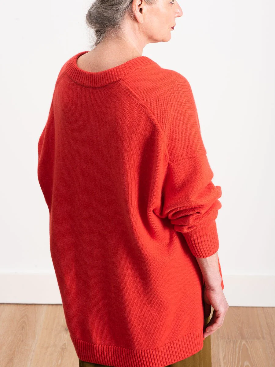 v-neck oversized pullover - Image 4