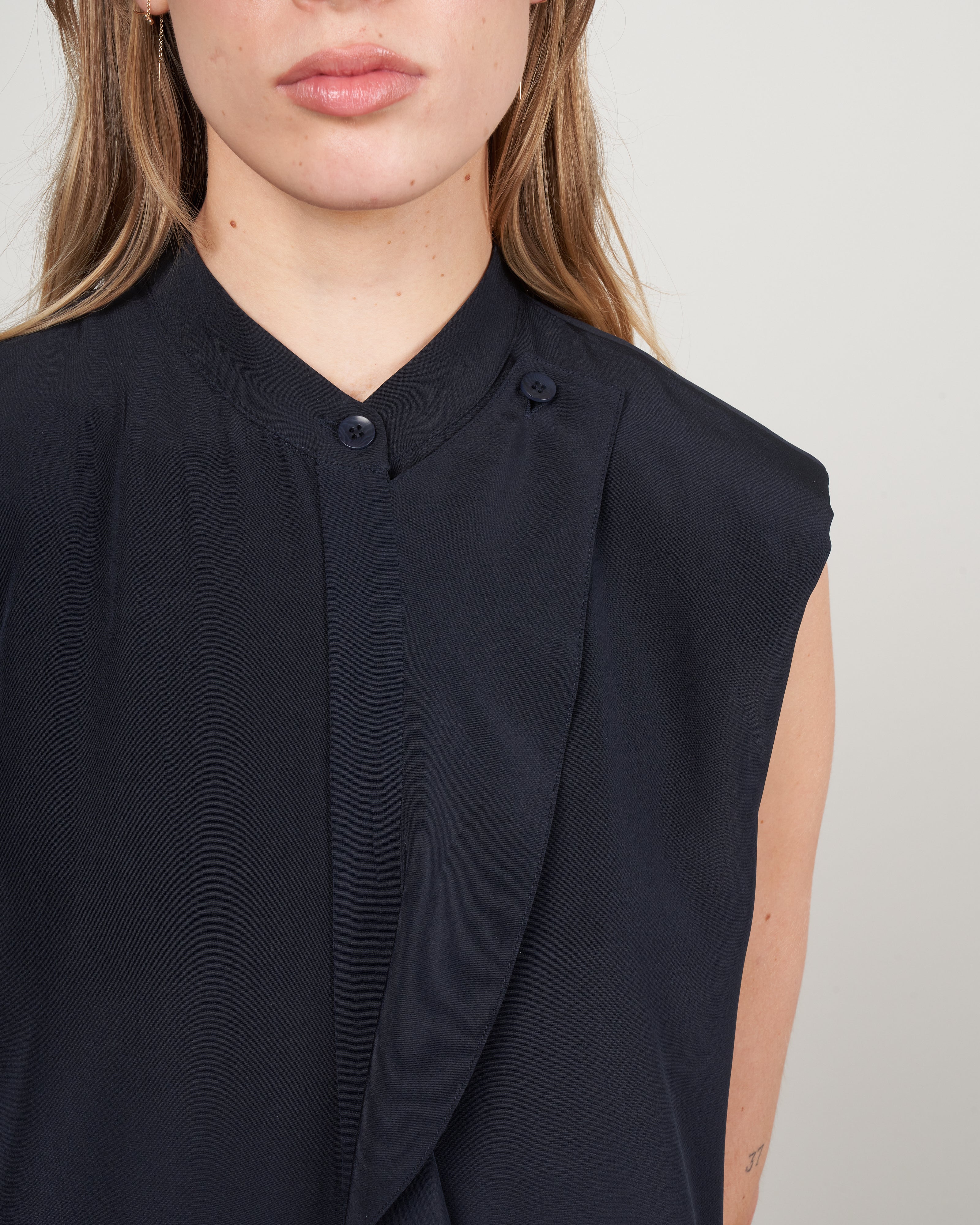 eco silk detached ruffle shirtdress - dark navy - Image 4