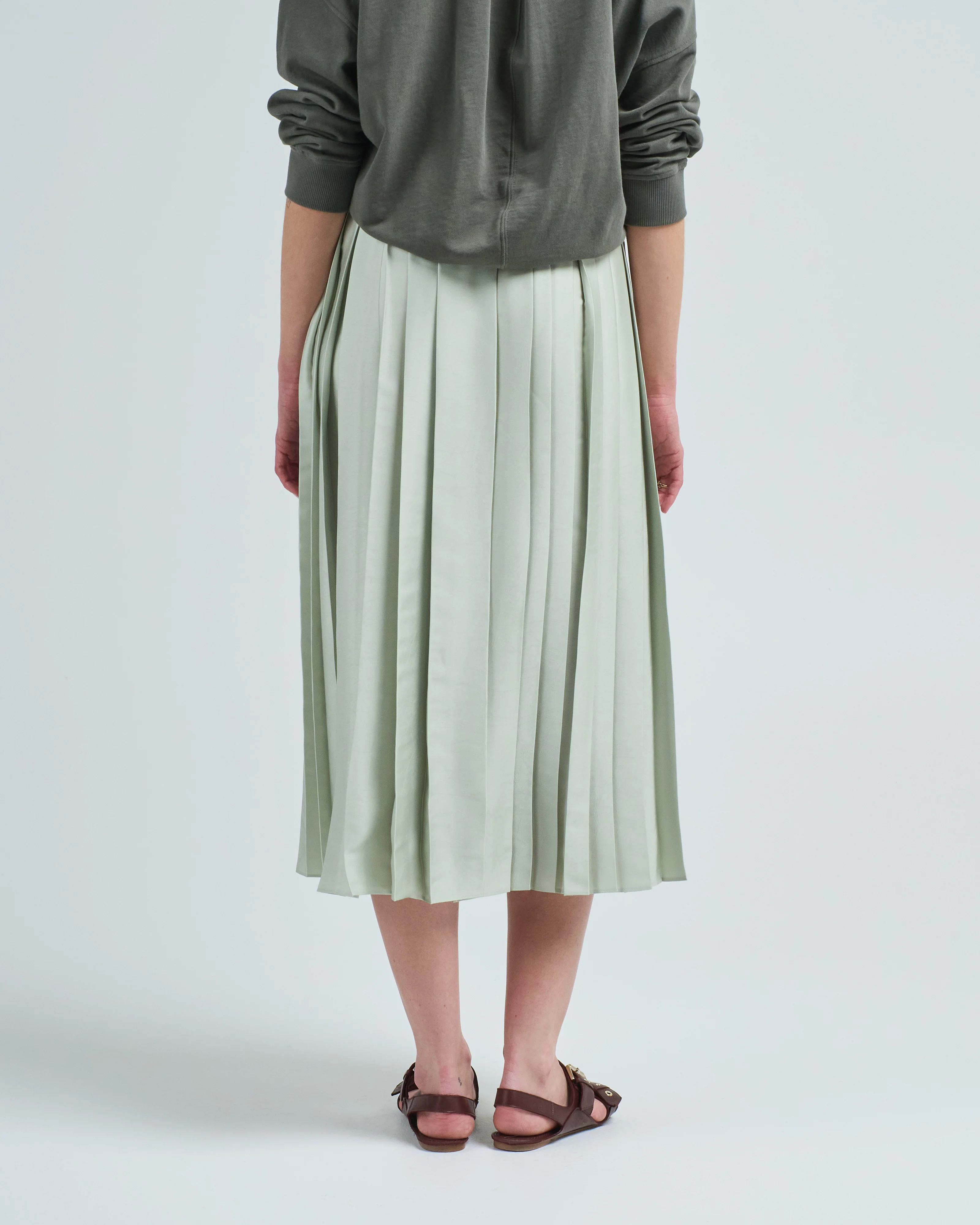 feather weight pleated pull on skirt - Image 5