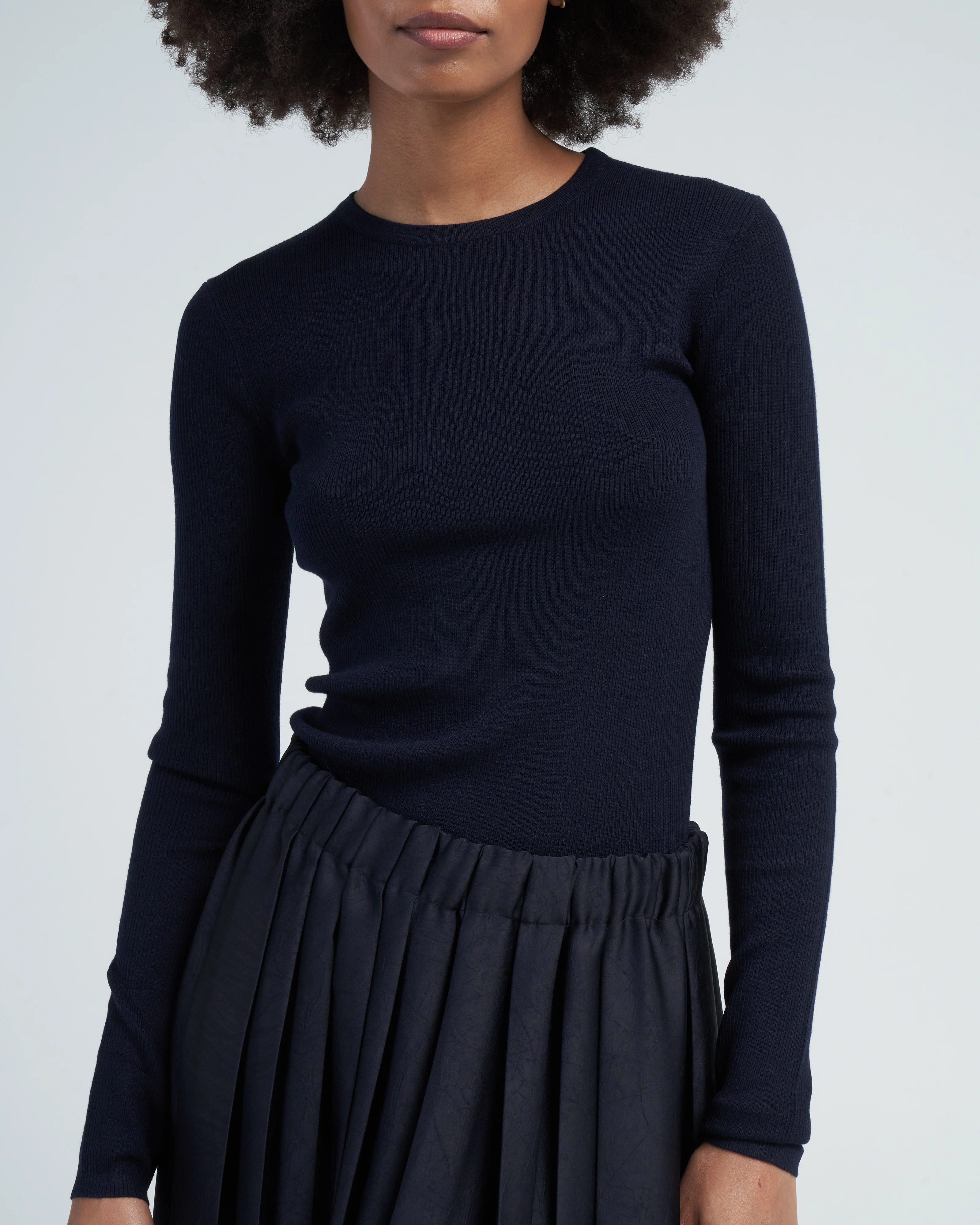 feather weight ribbed sweater crewneck pullover - navy - Image 5