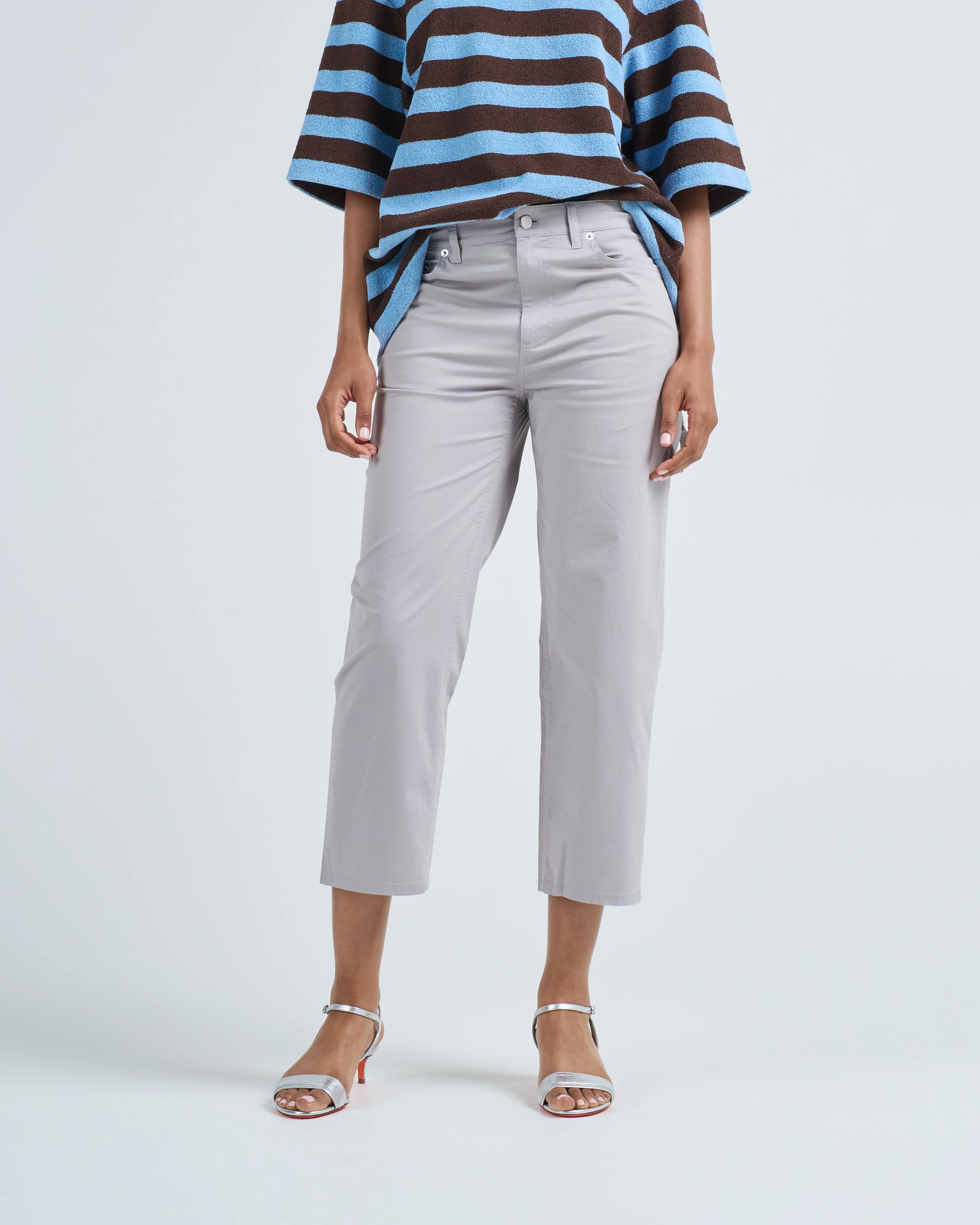 garment dyed silky cotton cropped slouchy cargo - Image 3