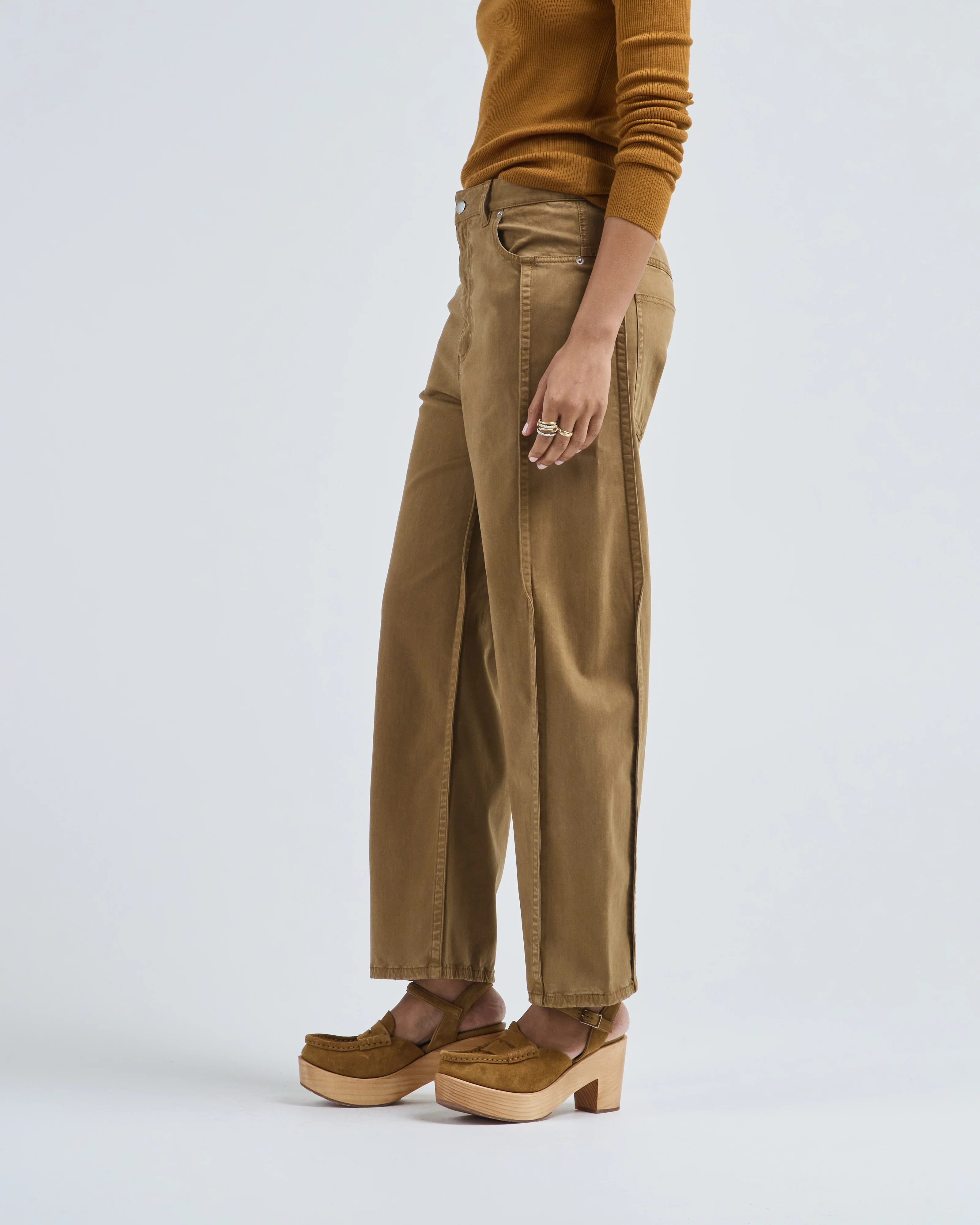 garment dyed stretch twill tuck pant - Image 3