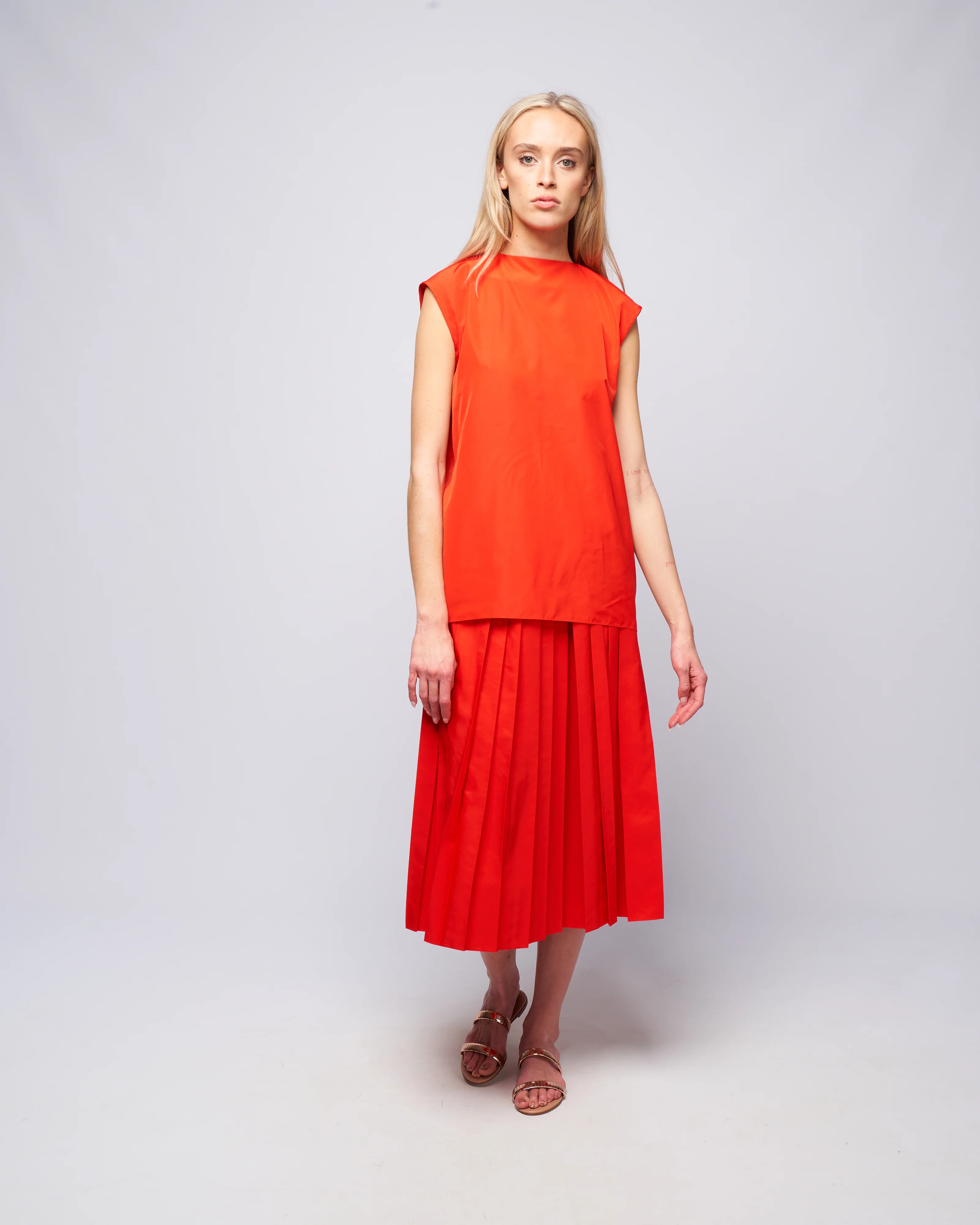 italian sporty nylon pleated pullon skirt - red - Image 2