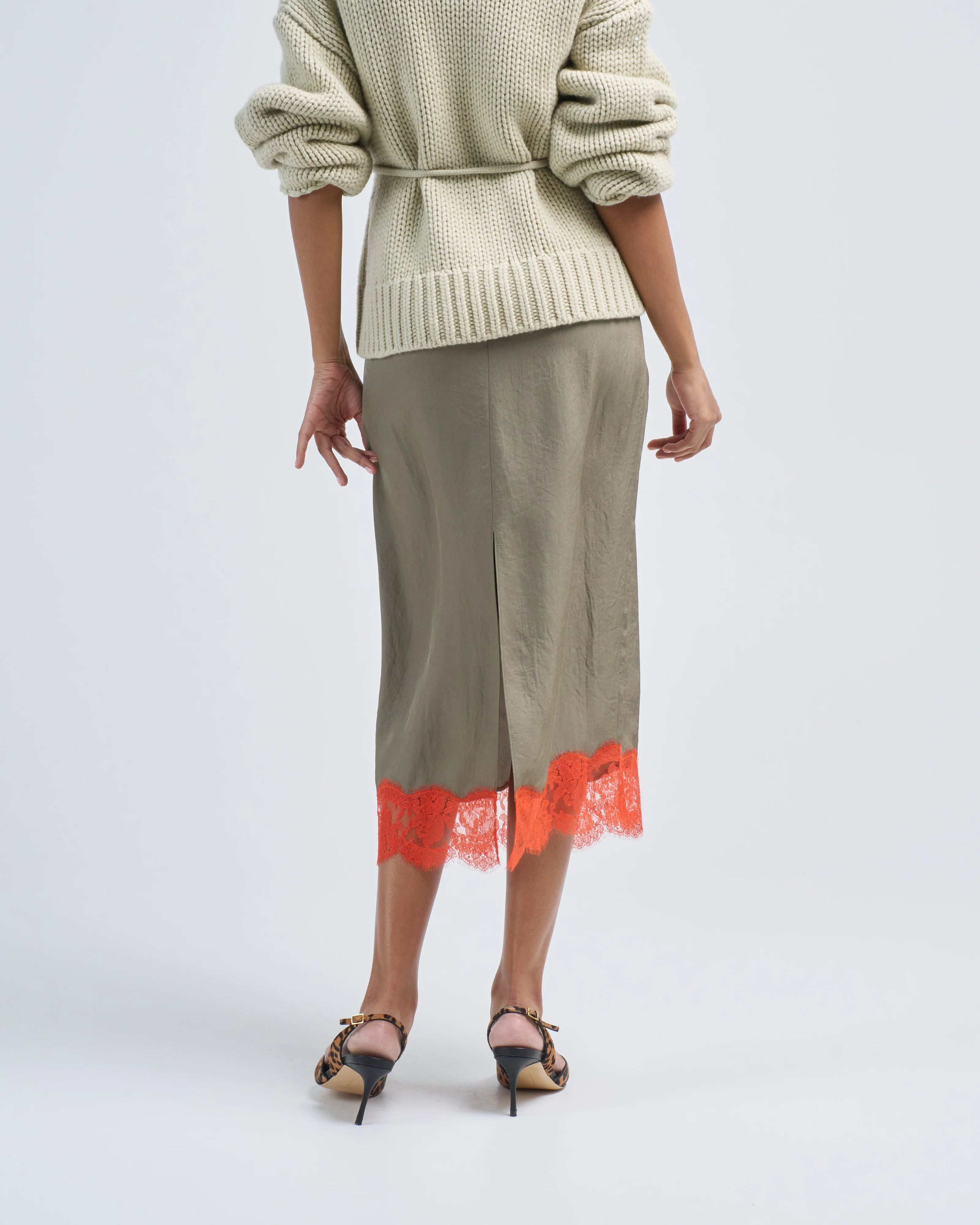 lace applique slip skirt - Image 5