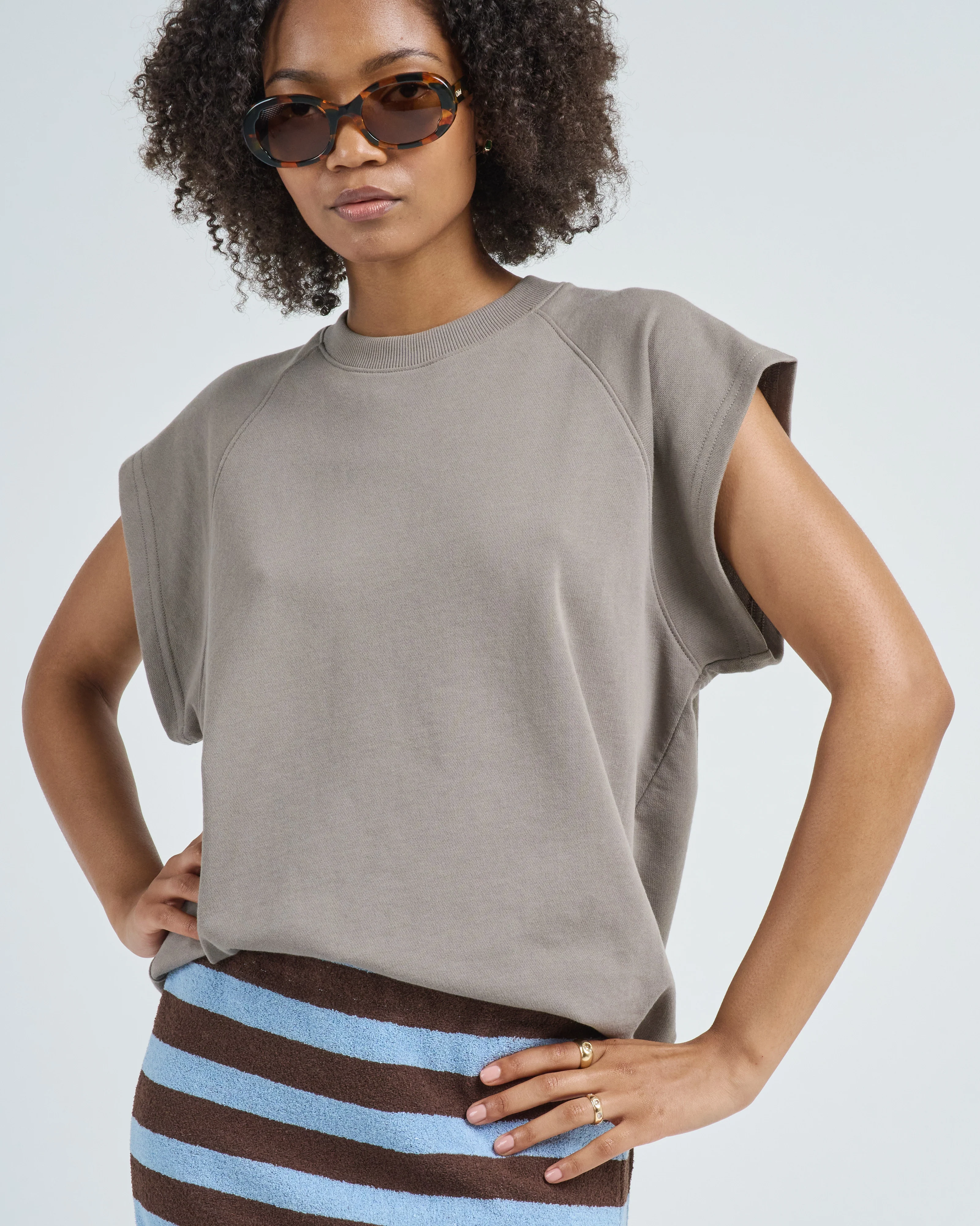 light weight sweatshirting sleeveless easy top - Image 5