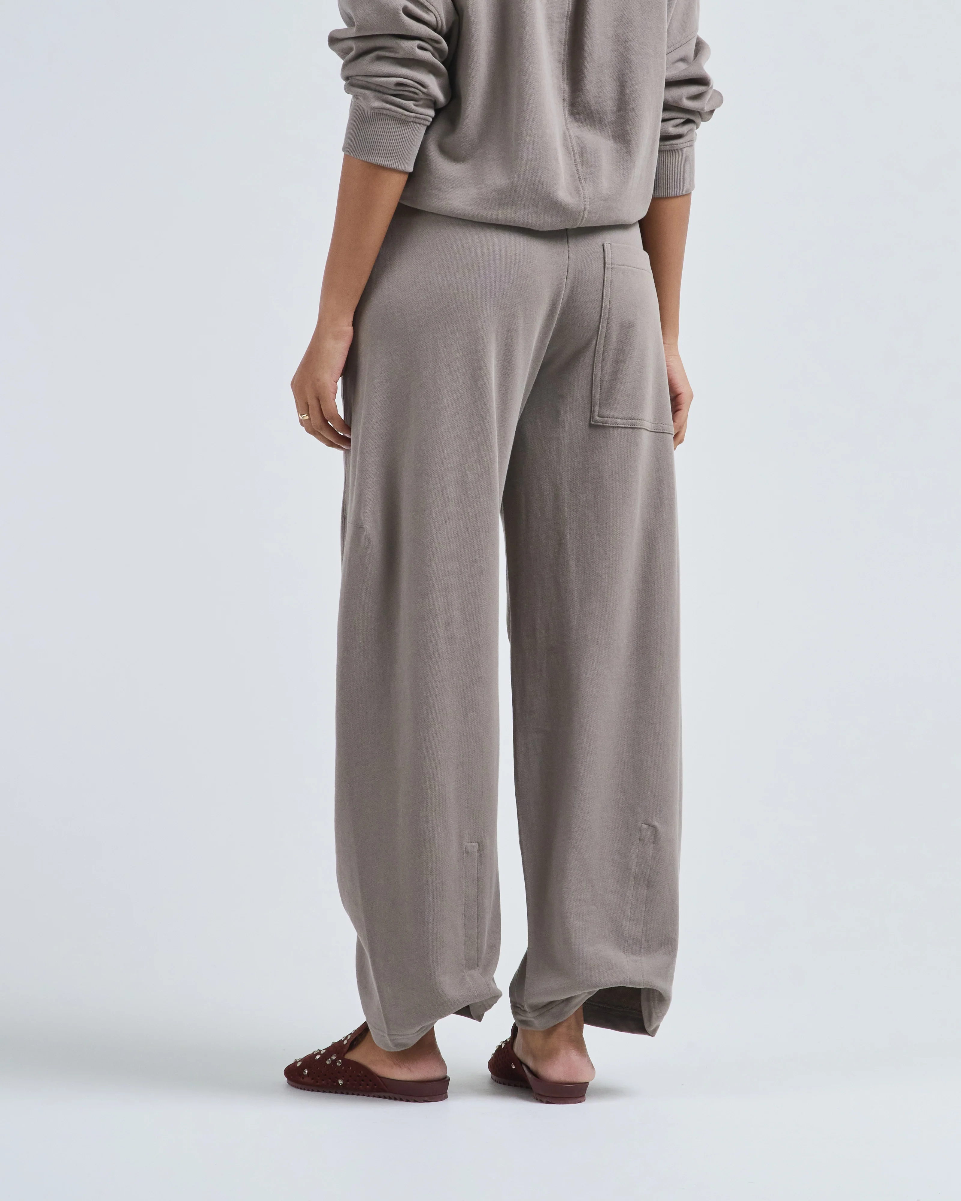 light weight sweatshirting winslow pant - Image 4