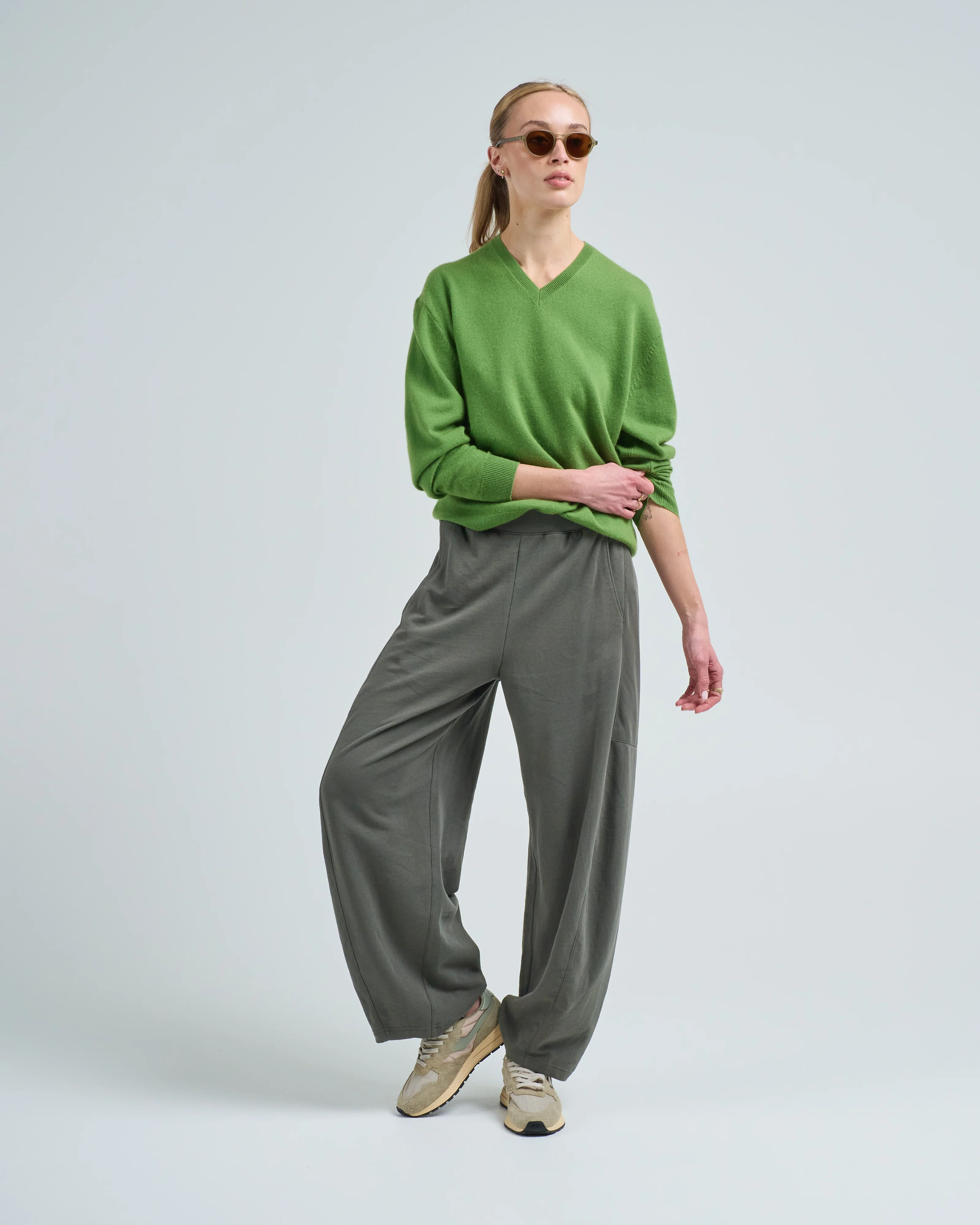 light weight sweatshirting winslow pant - Image 2