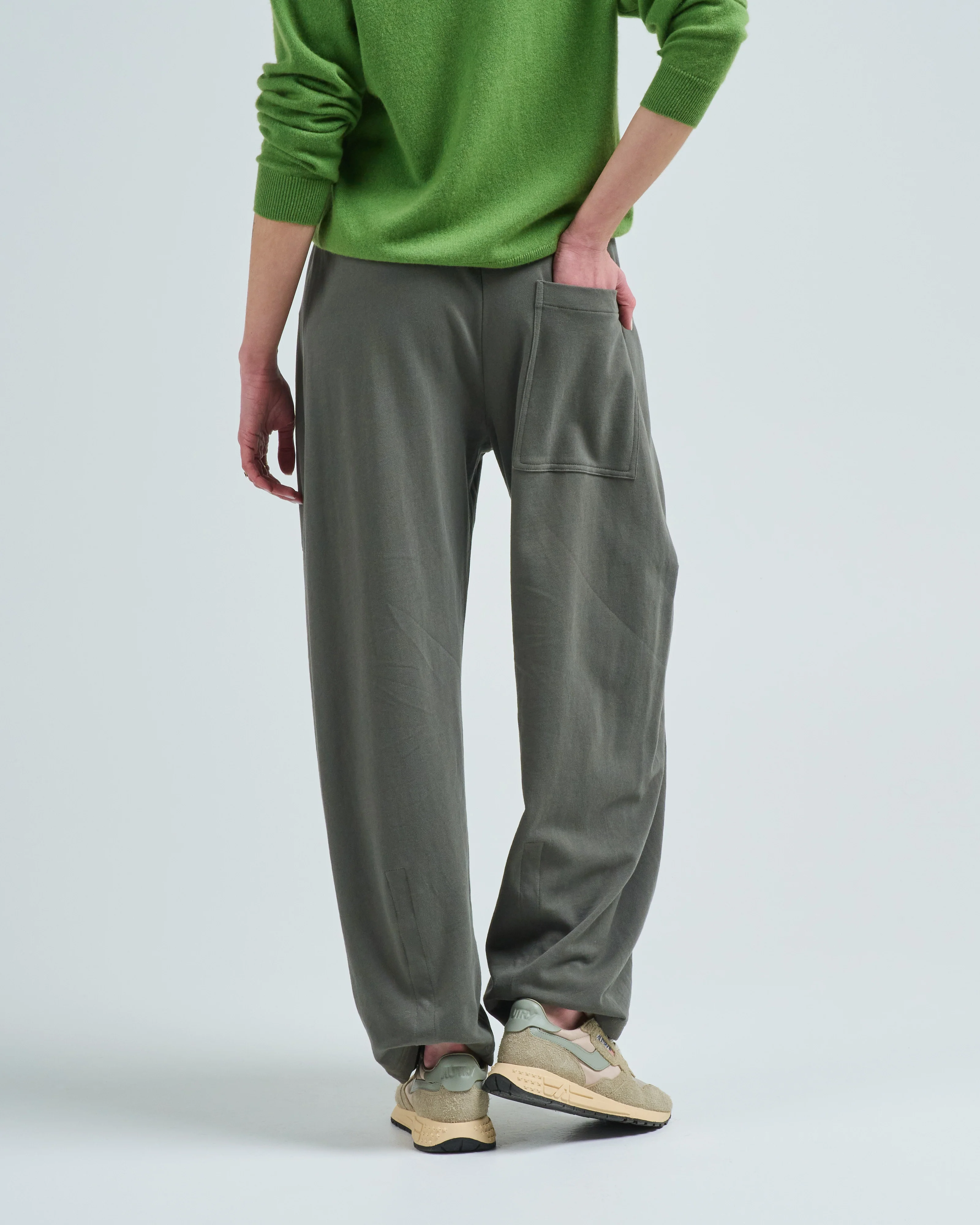 light weight sweatshirting winslow pant - Image 4