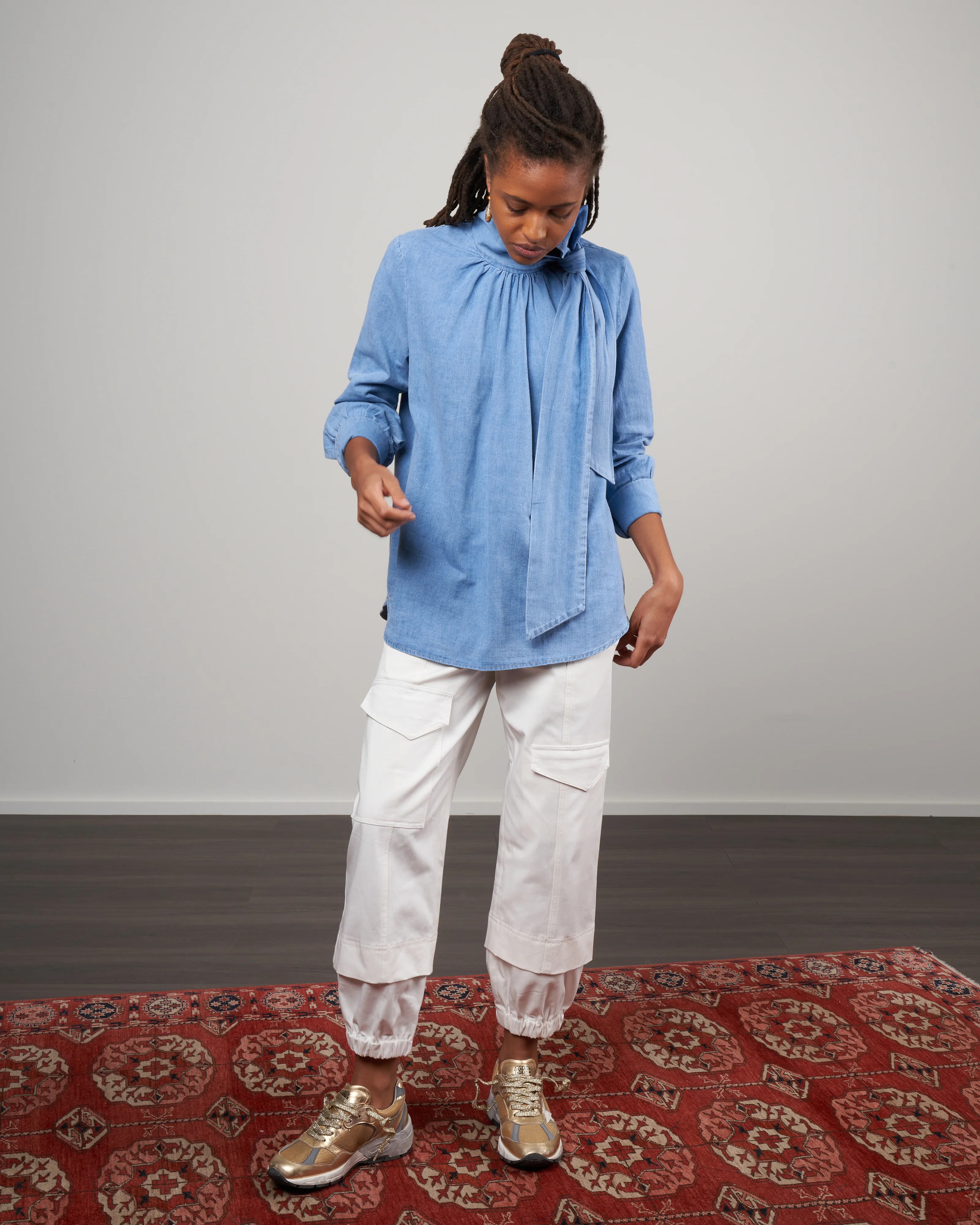 organic cotton twill cargo pants - winter white - Image 2
