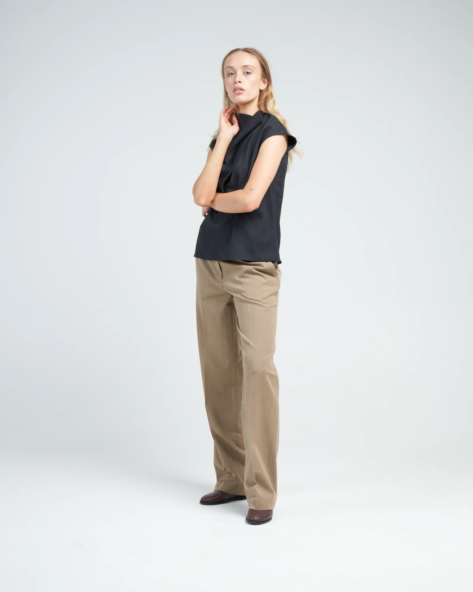 refined wool tricotine suiting rodney straight leg - dark tan - Image 2