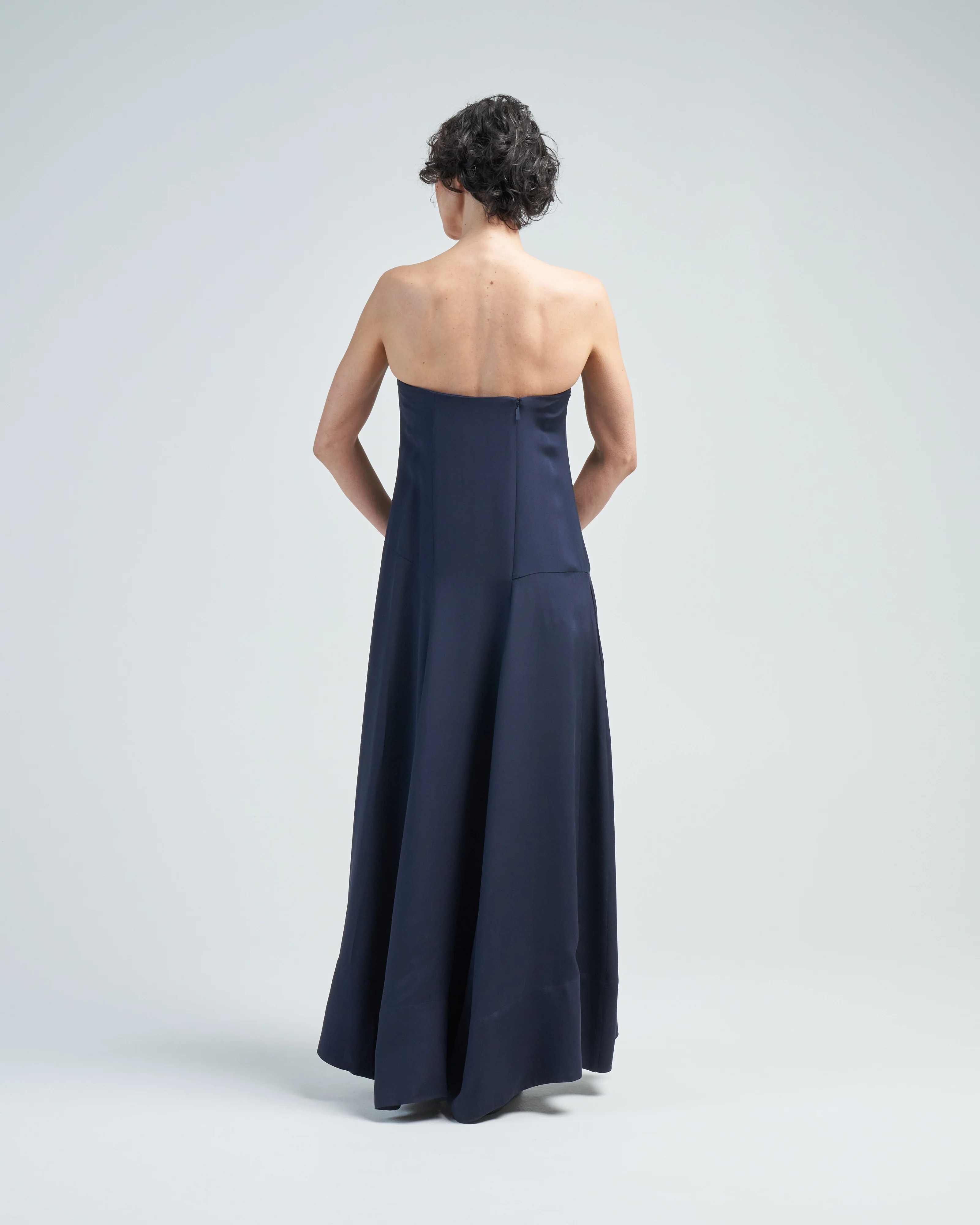 silk strapless sculpted dress - Image 4
