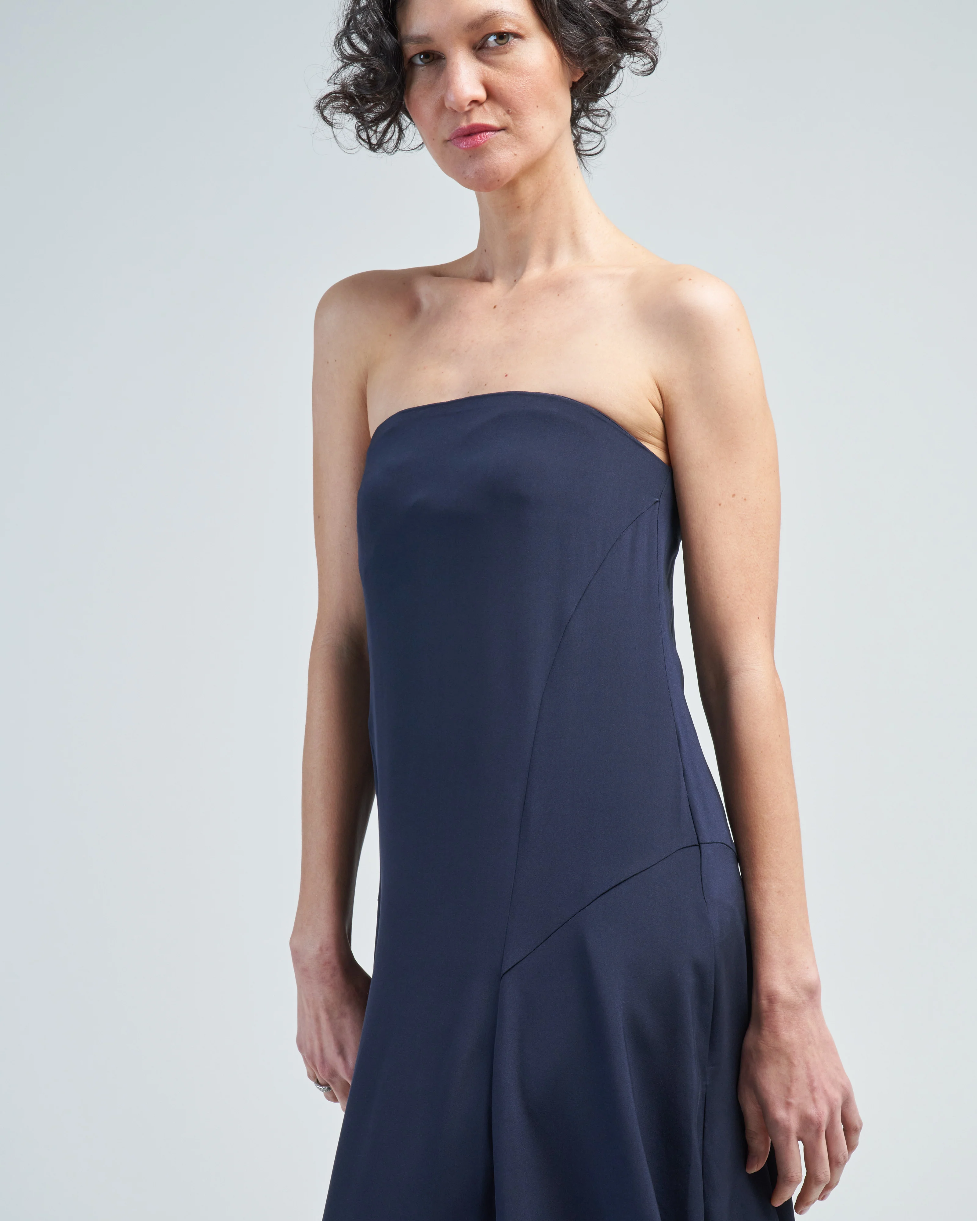 silk strapless sculpted dress - Image 5