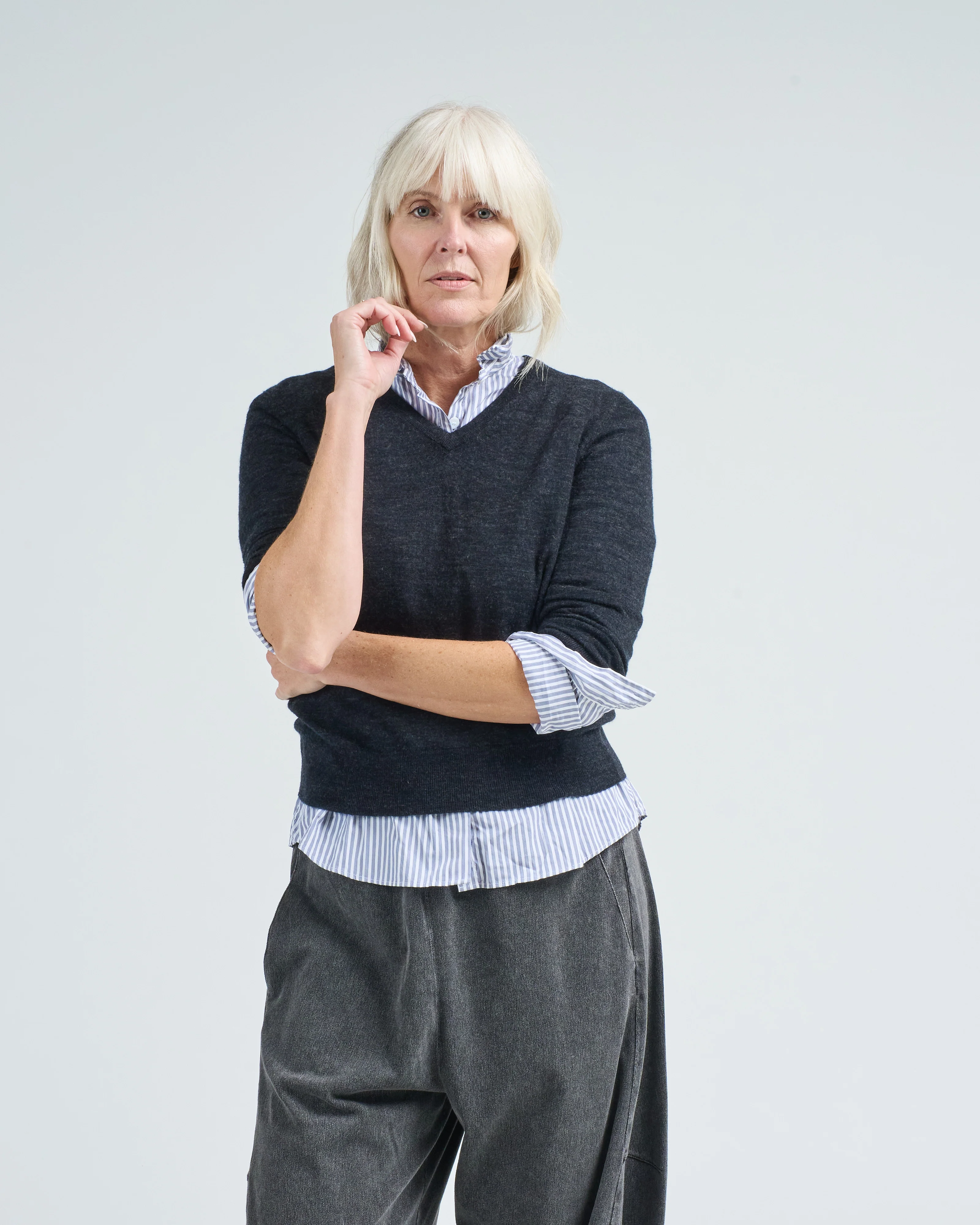 skinlike mercerized wool shrunken vneck sweater - Image 2