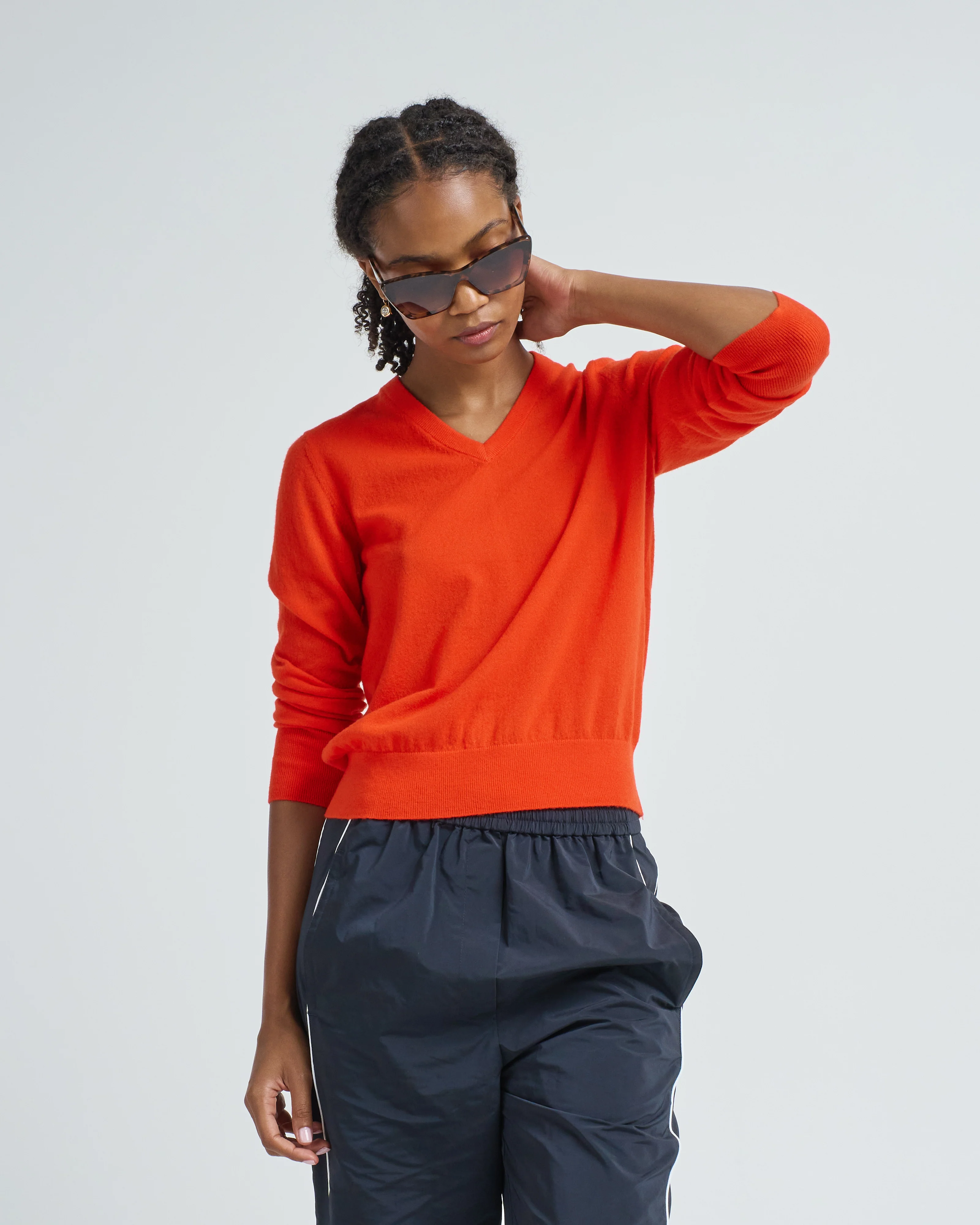 skinlike mercerized wool shrunken vneck sweater - Image 3