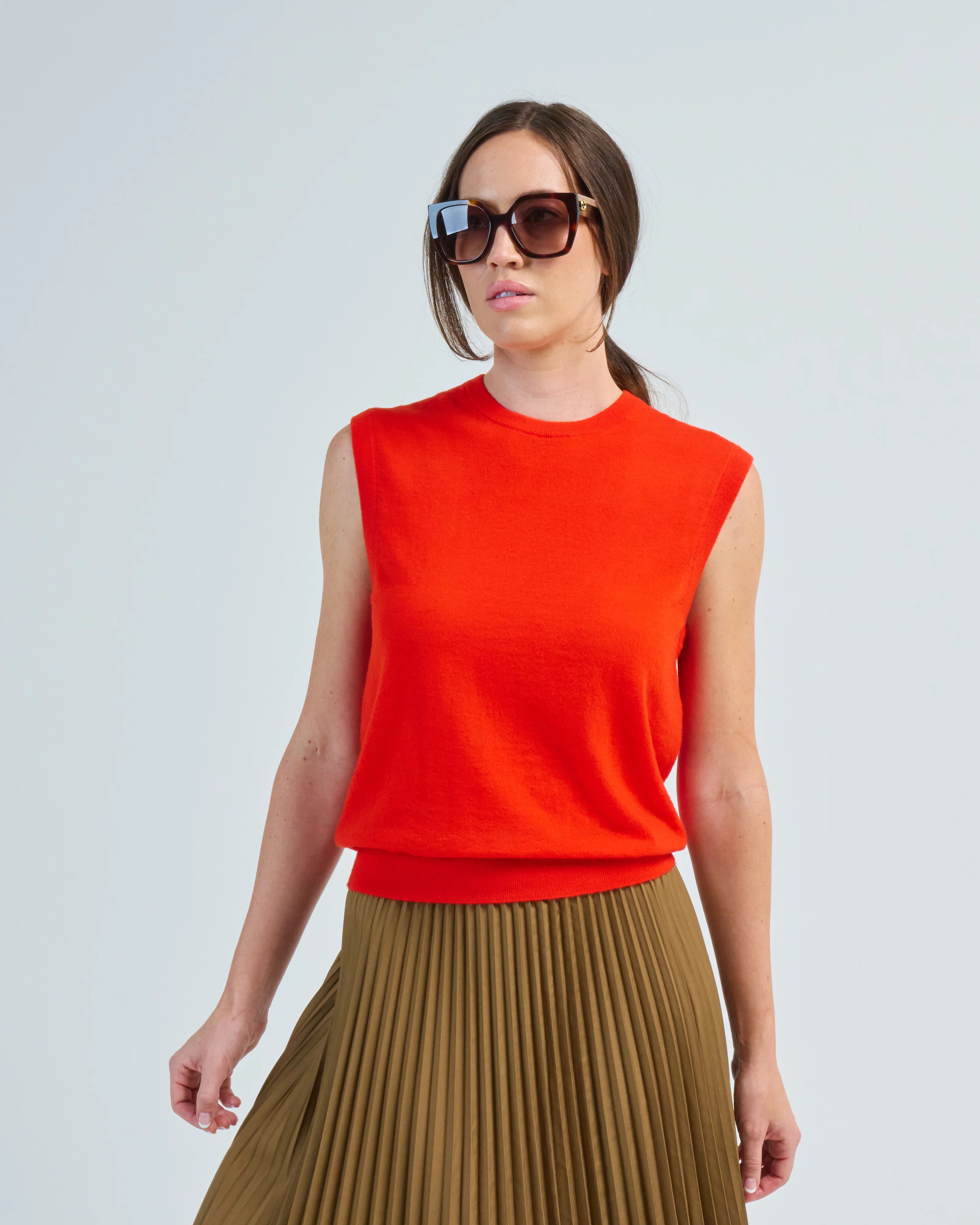 skinlike mercerized wool sleeveless sweater - Image 2