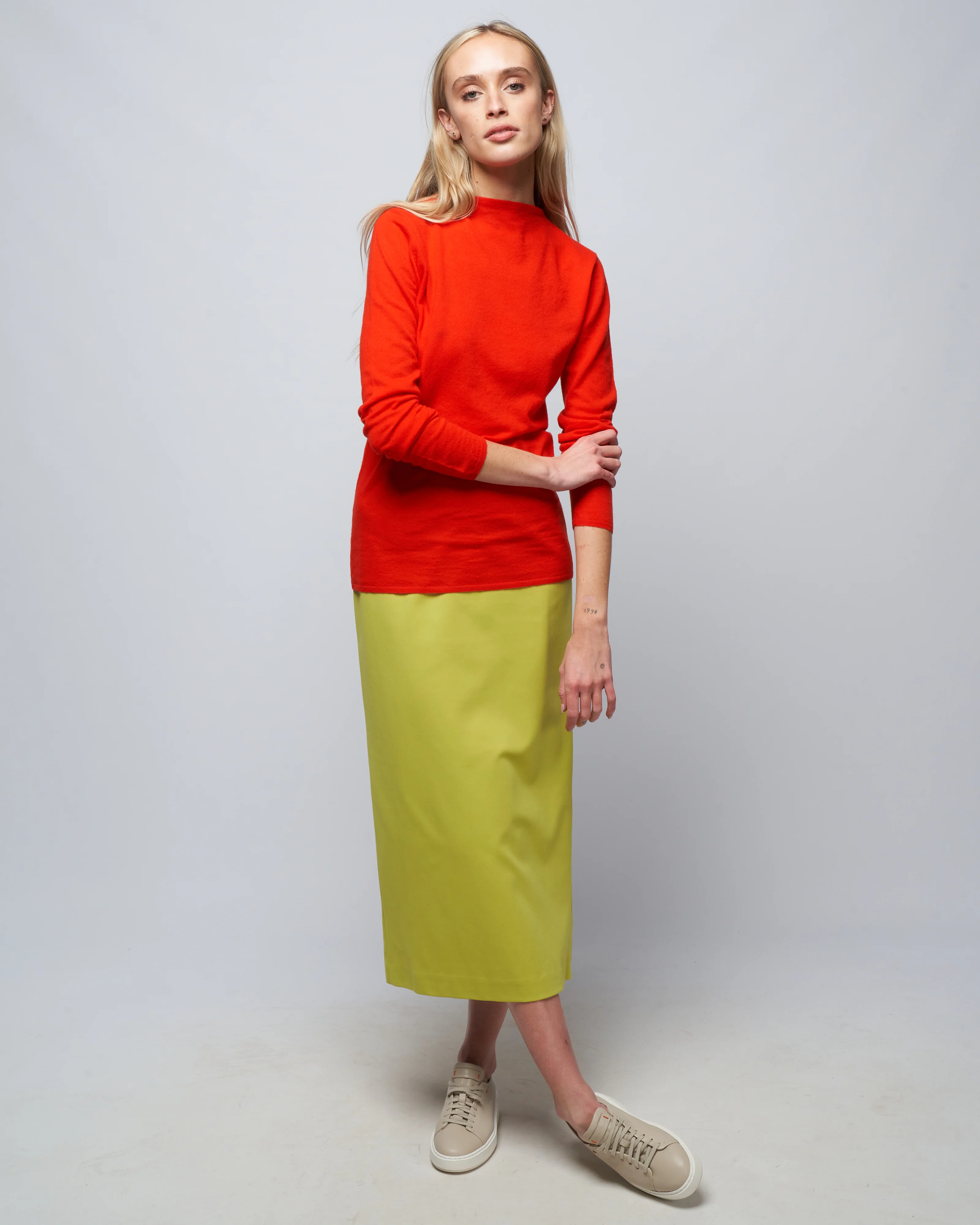 skinlike mercerized wool soft sheer pullover - red - Image 2