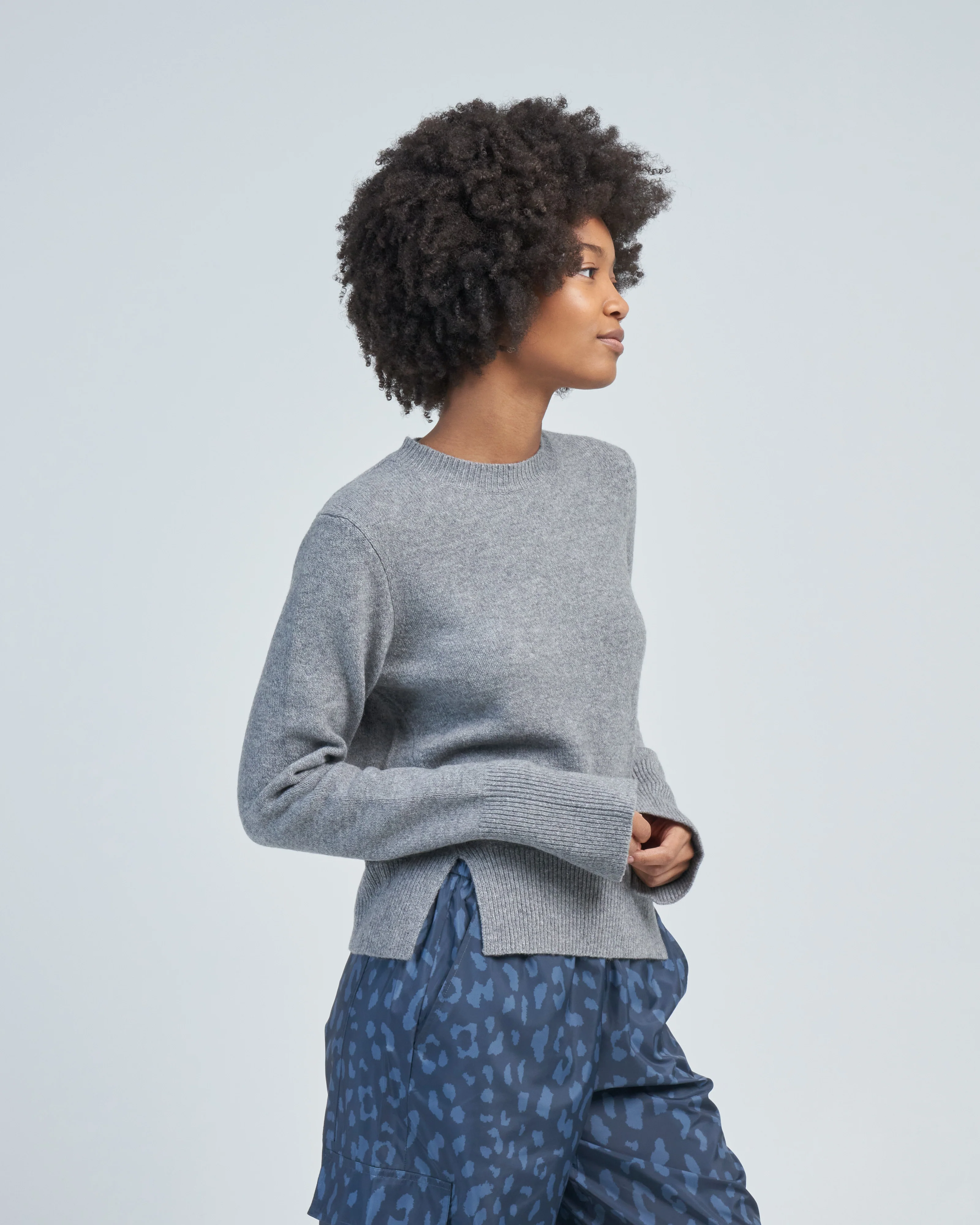 stretch cashmere crewneck pullover - Image 4