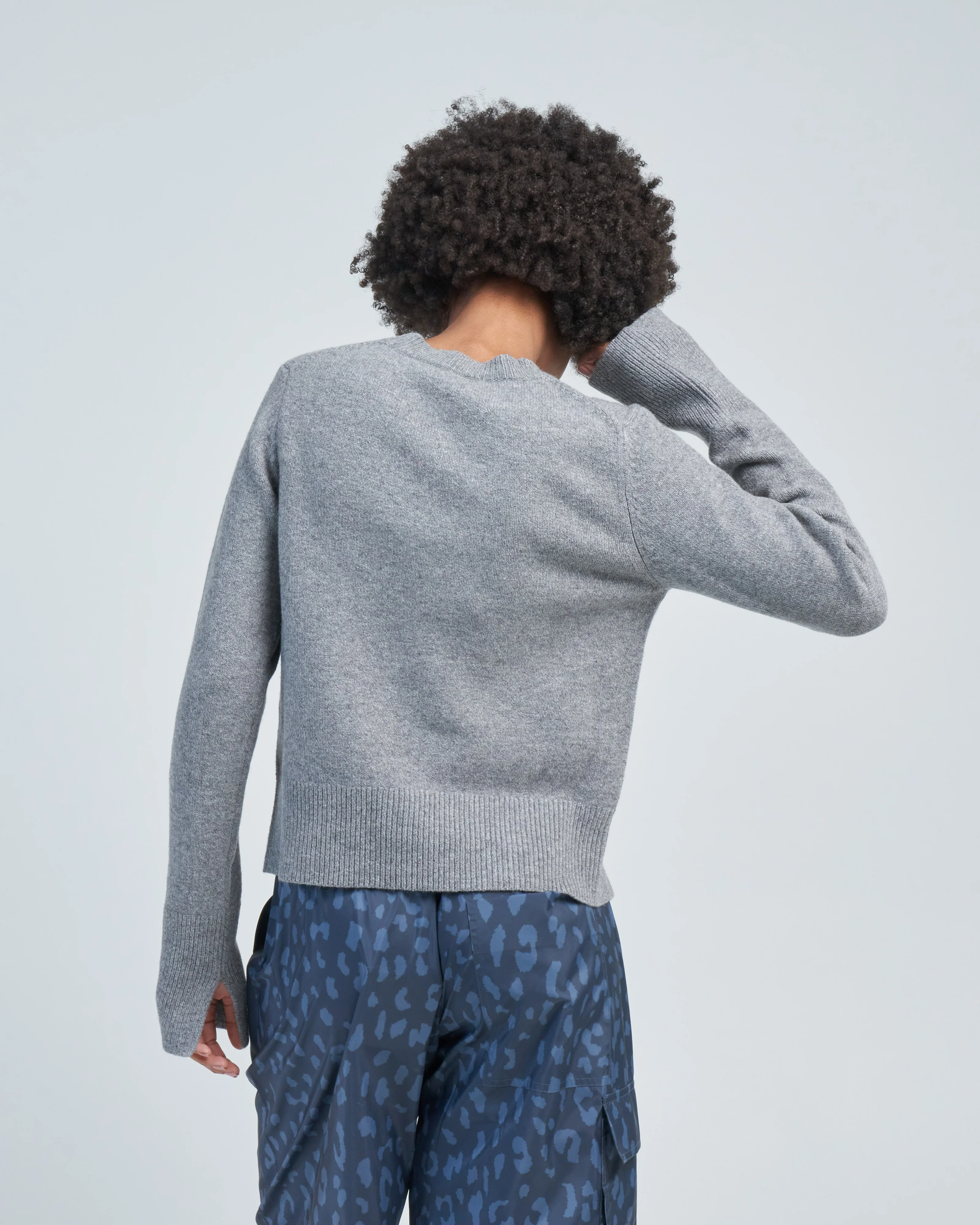 stretch cashmere crewneck pullover - Image 5