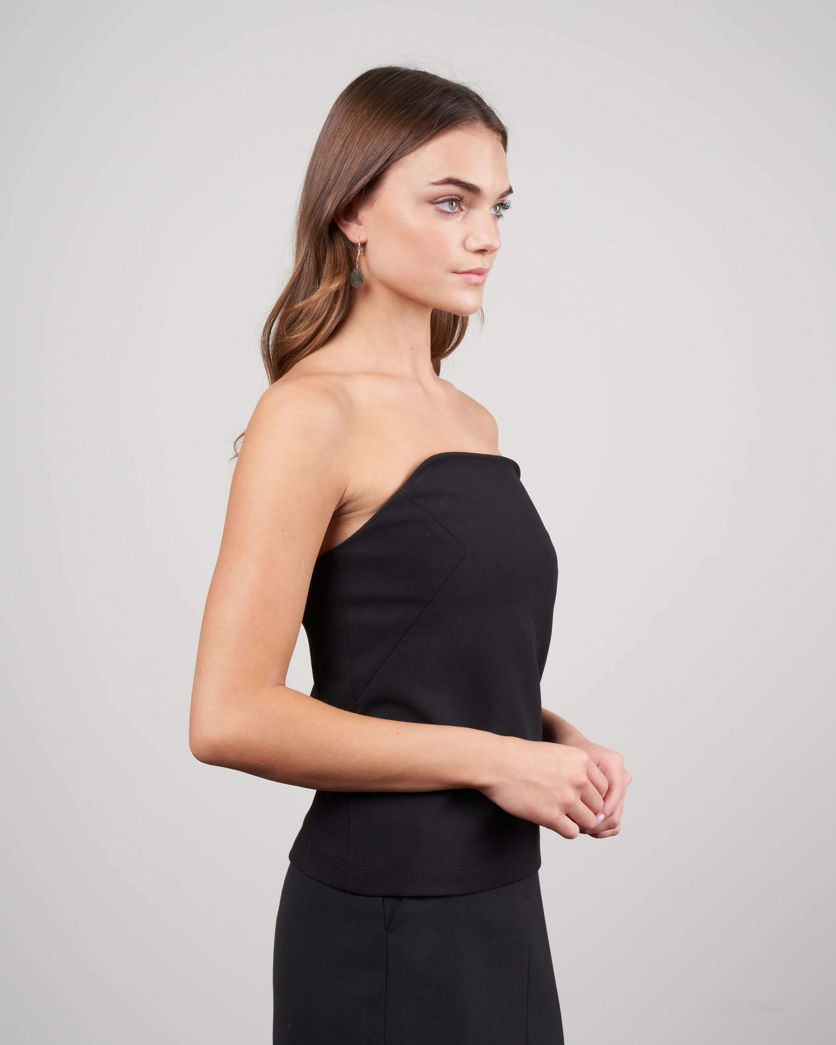 structured crepe tube top - black - Image 3