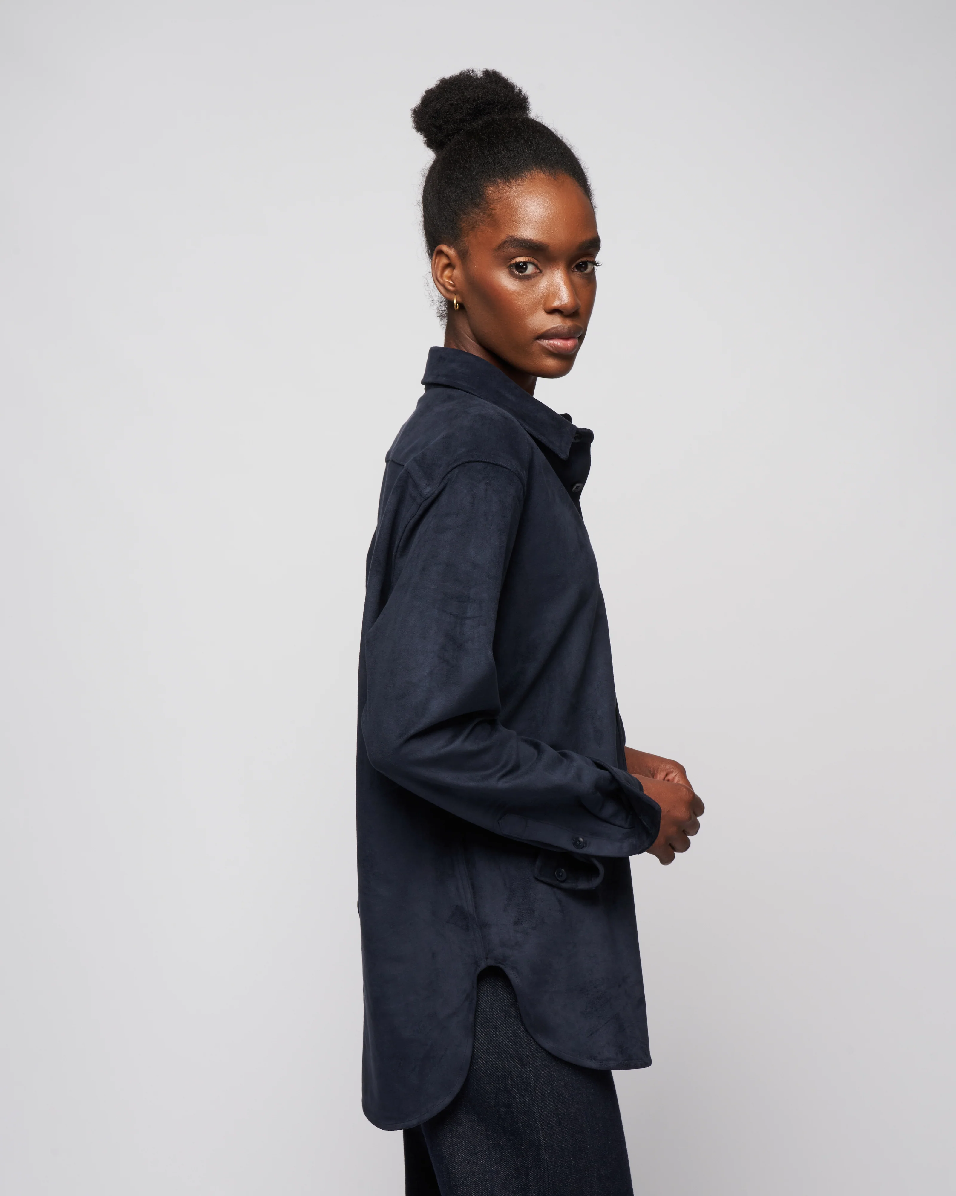 ultrasuede mens slim shirt - midnight navy - Image 3