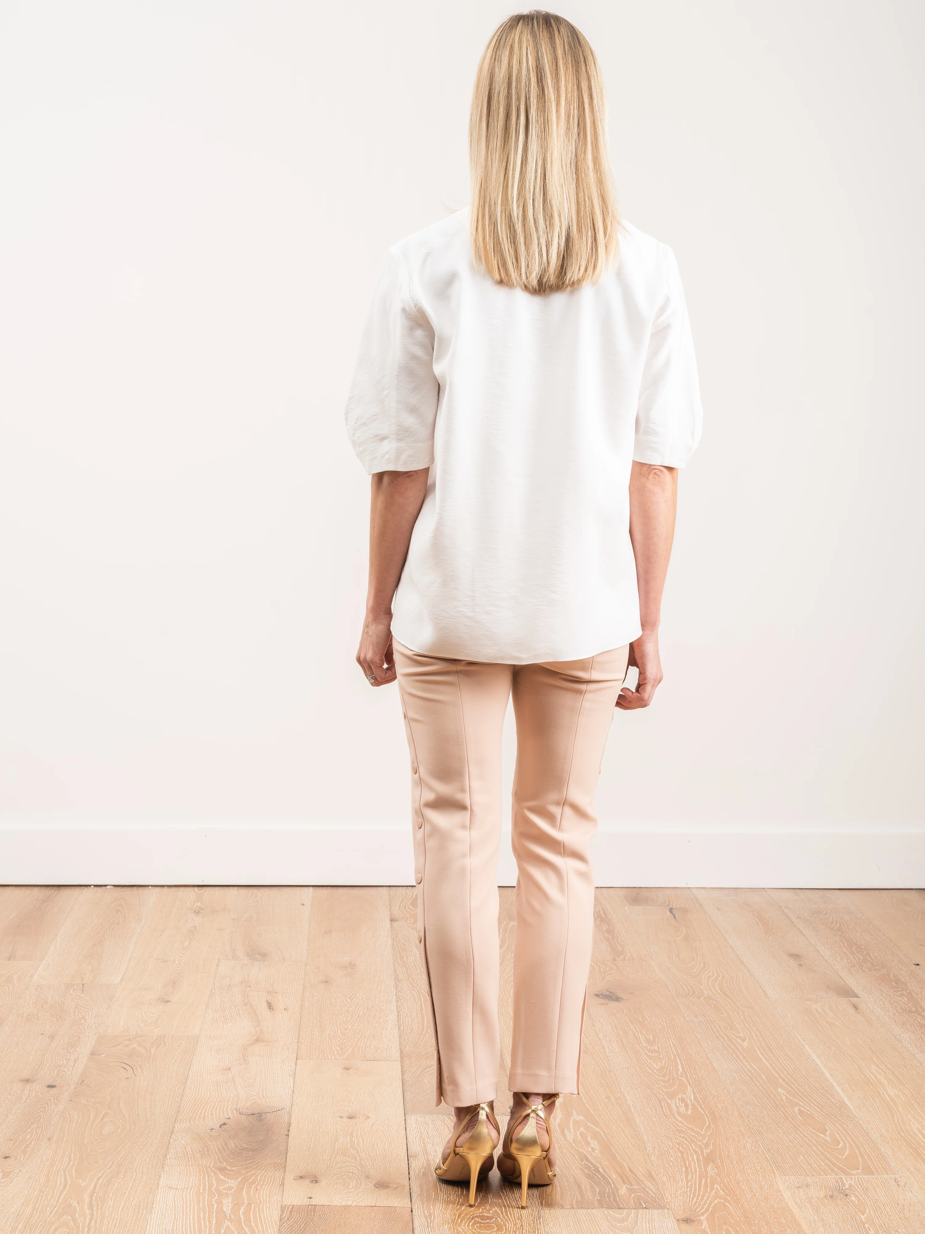 viscose twill vneck top - Image 3