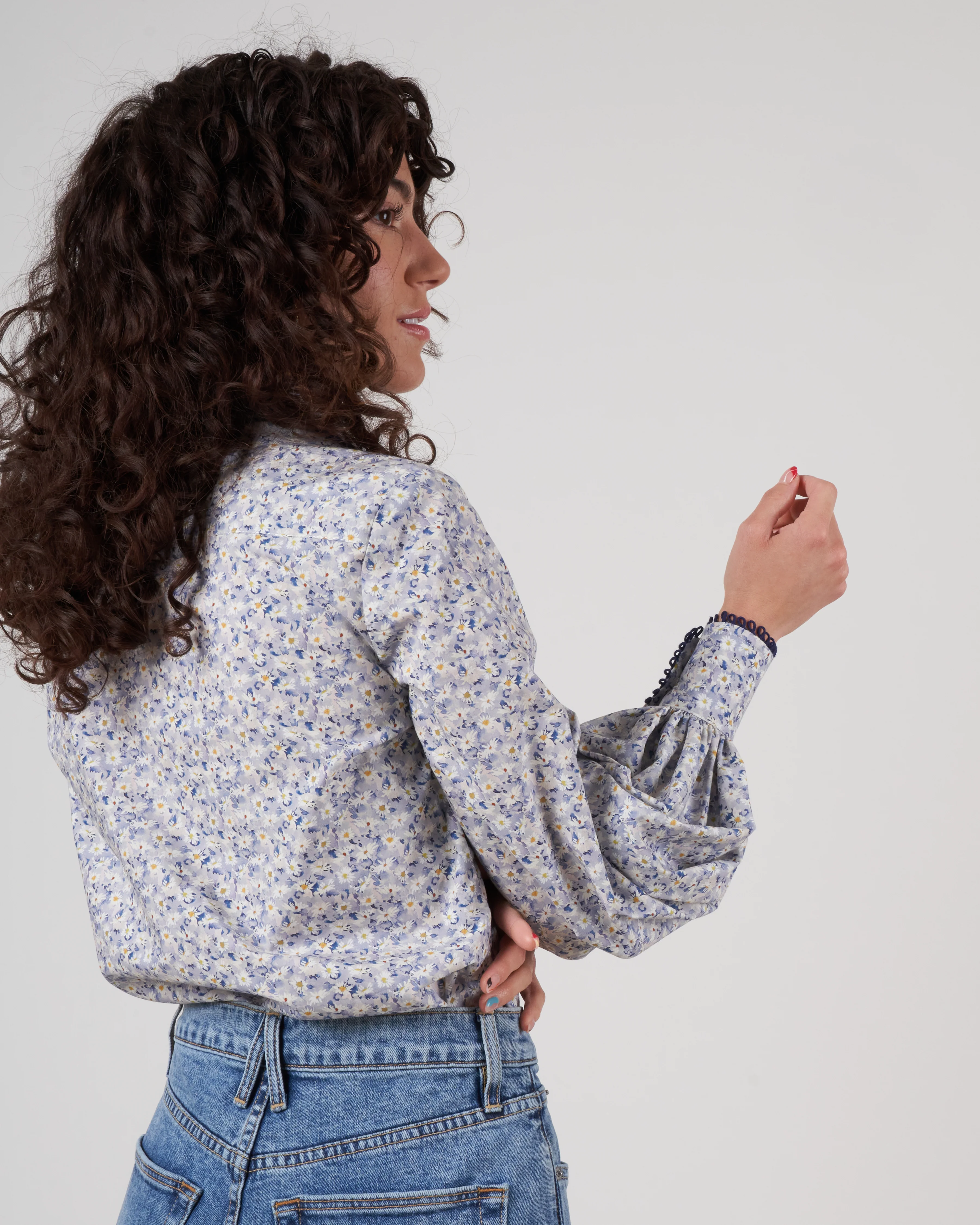 bridger top with loop trim - simones song sky - Image 4