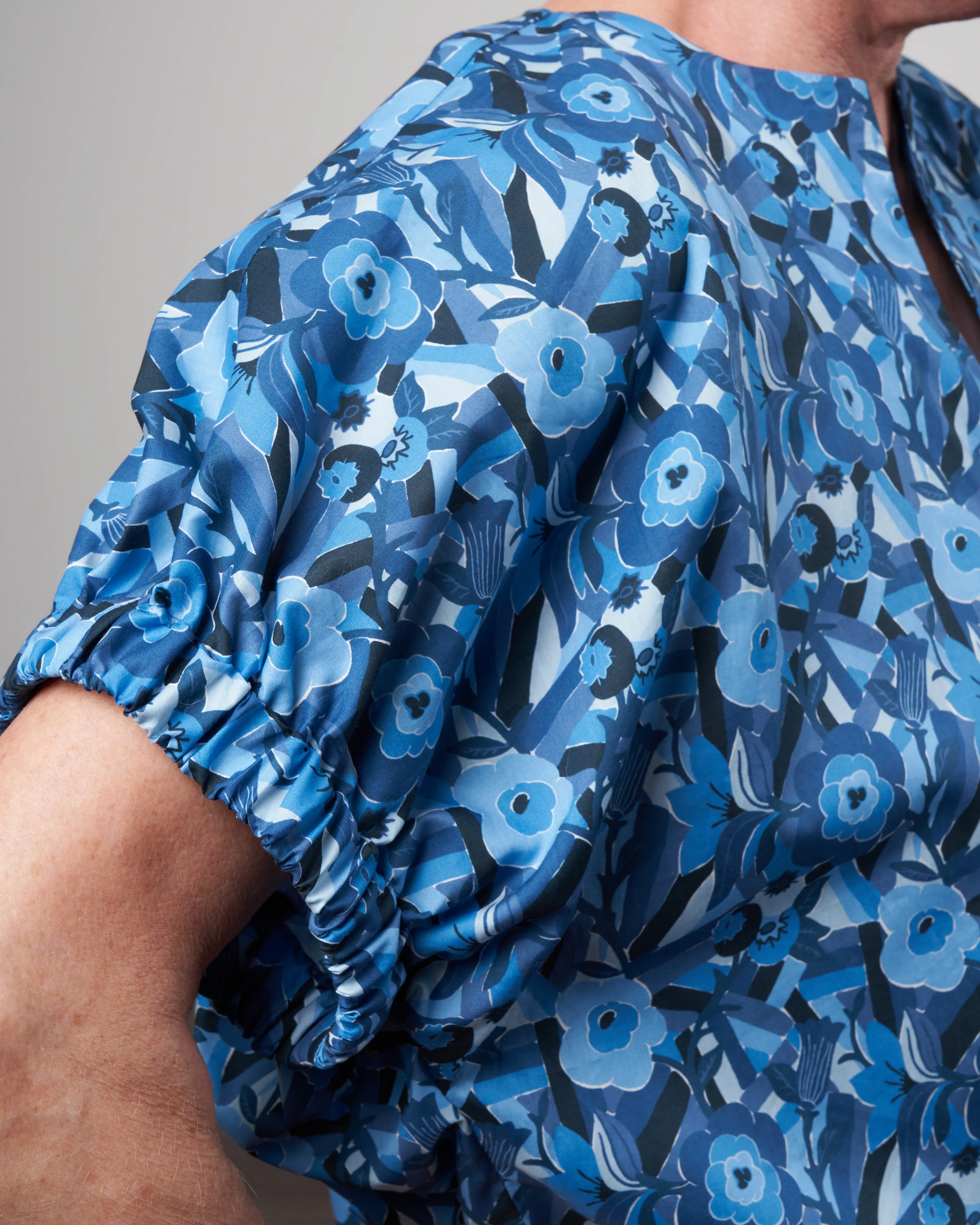 liberty print zoe shirt - bloomsbury - Image 5