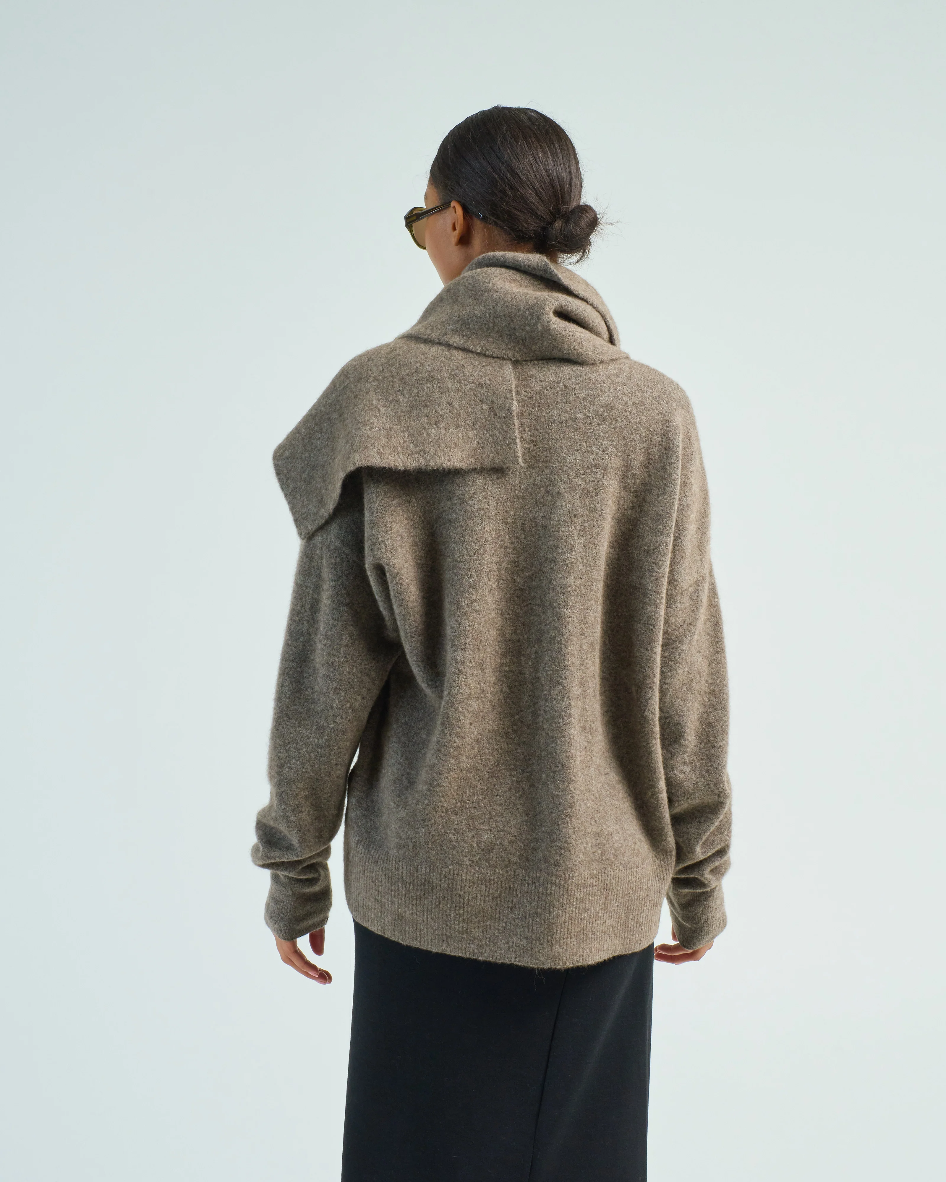 draped scarf knit - Image 4