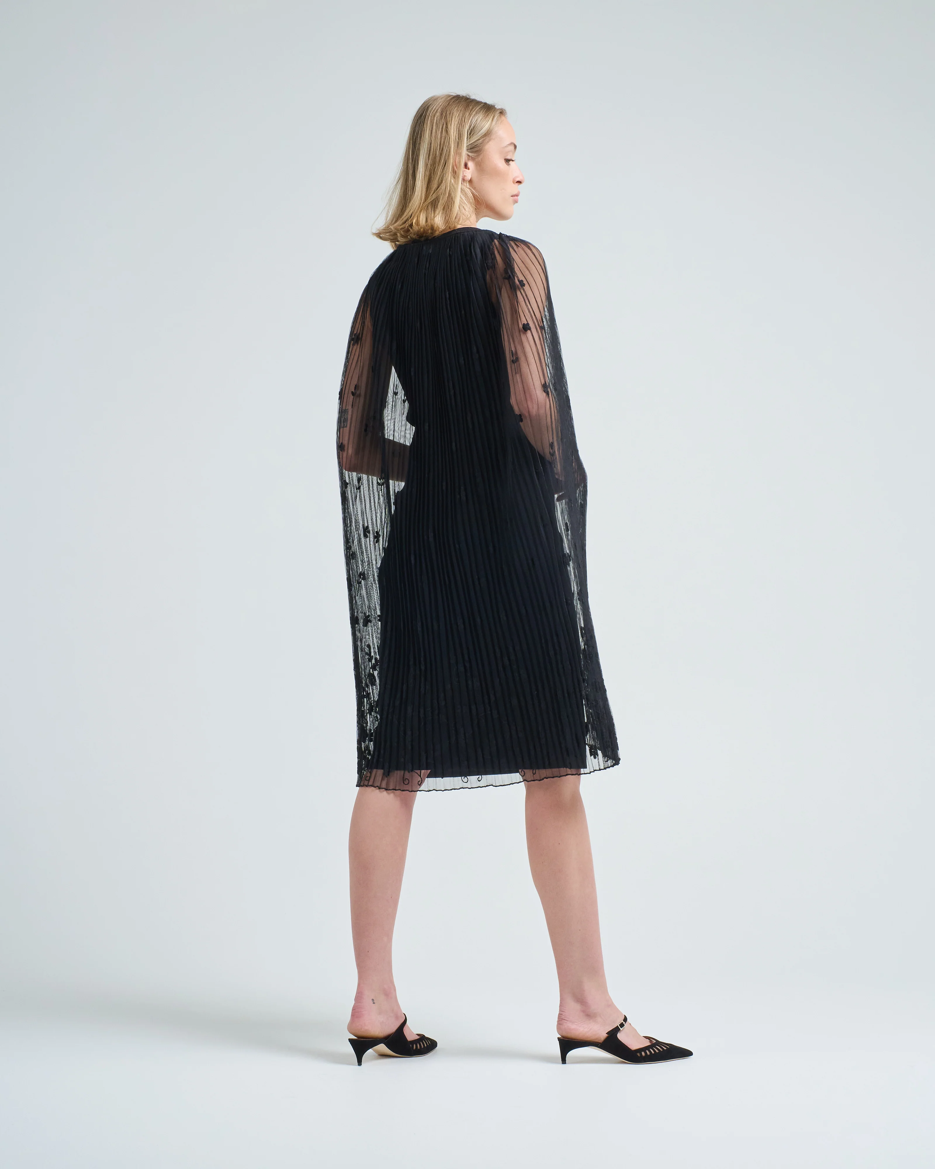 floral tulle cape - Image 5