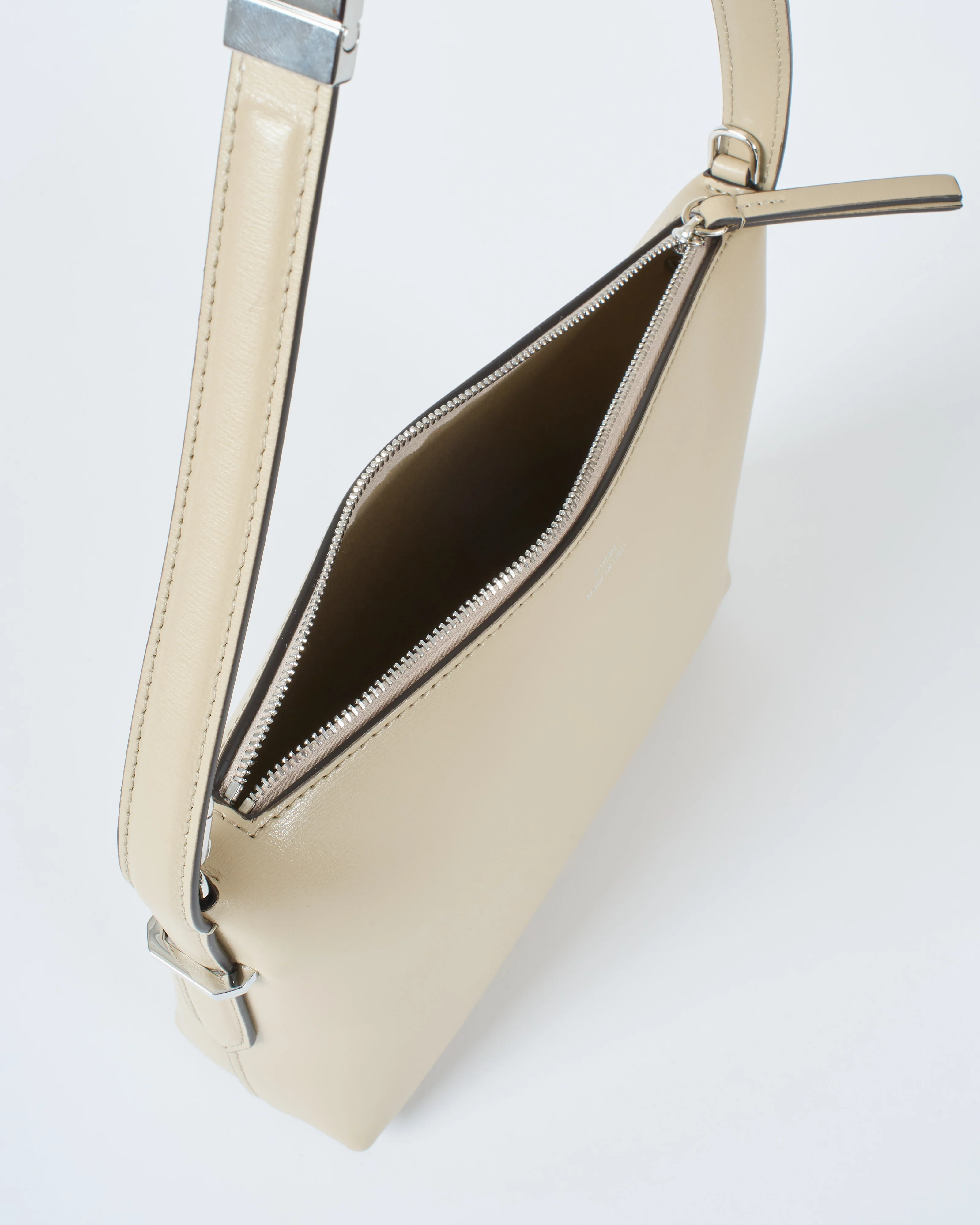 leather scoop wristlet - Image 6
