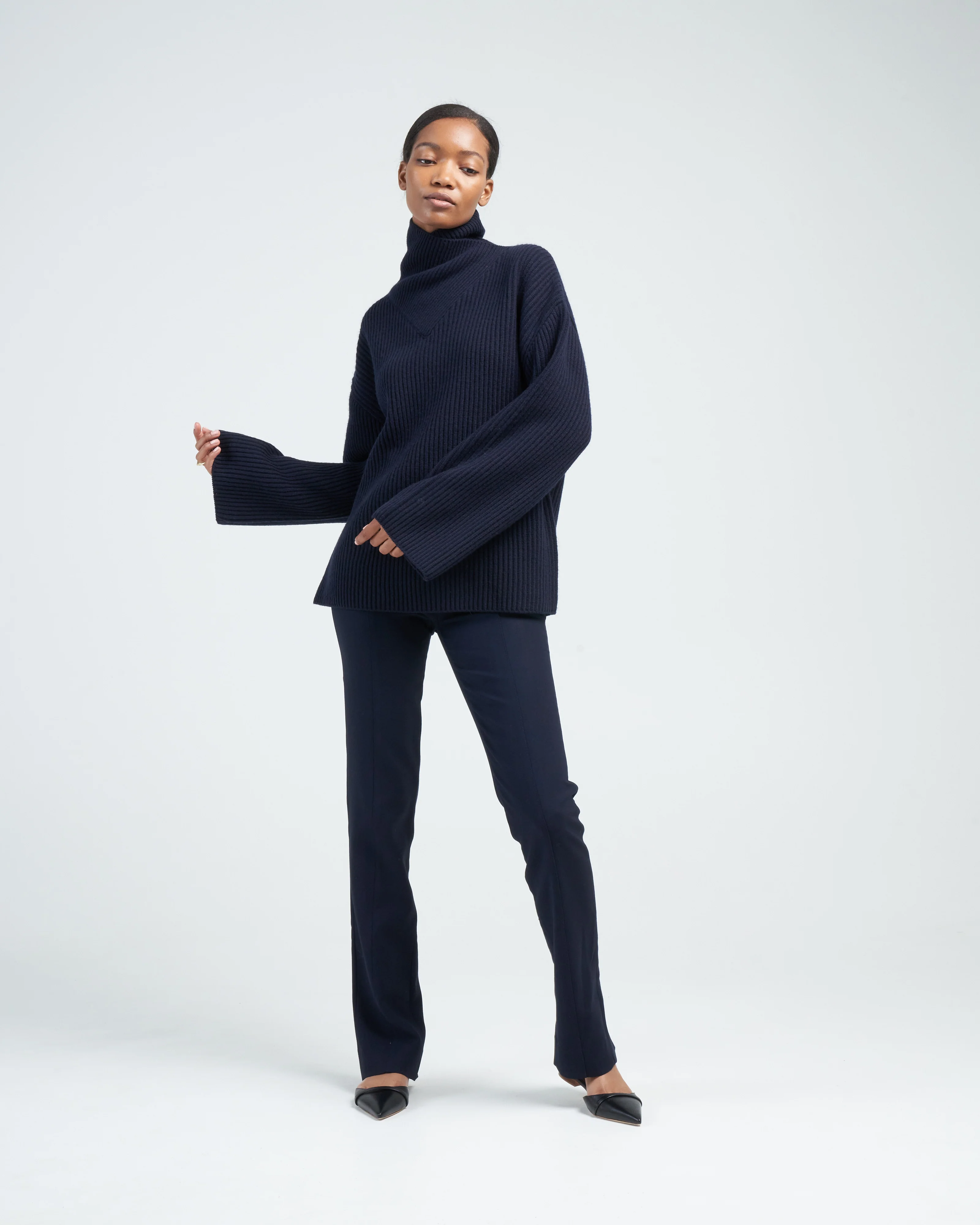 slim crepe suit trousers - navy - Image 2