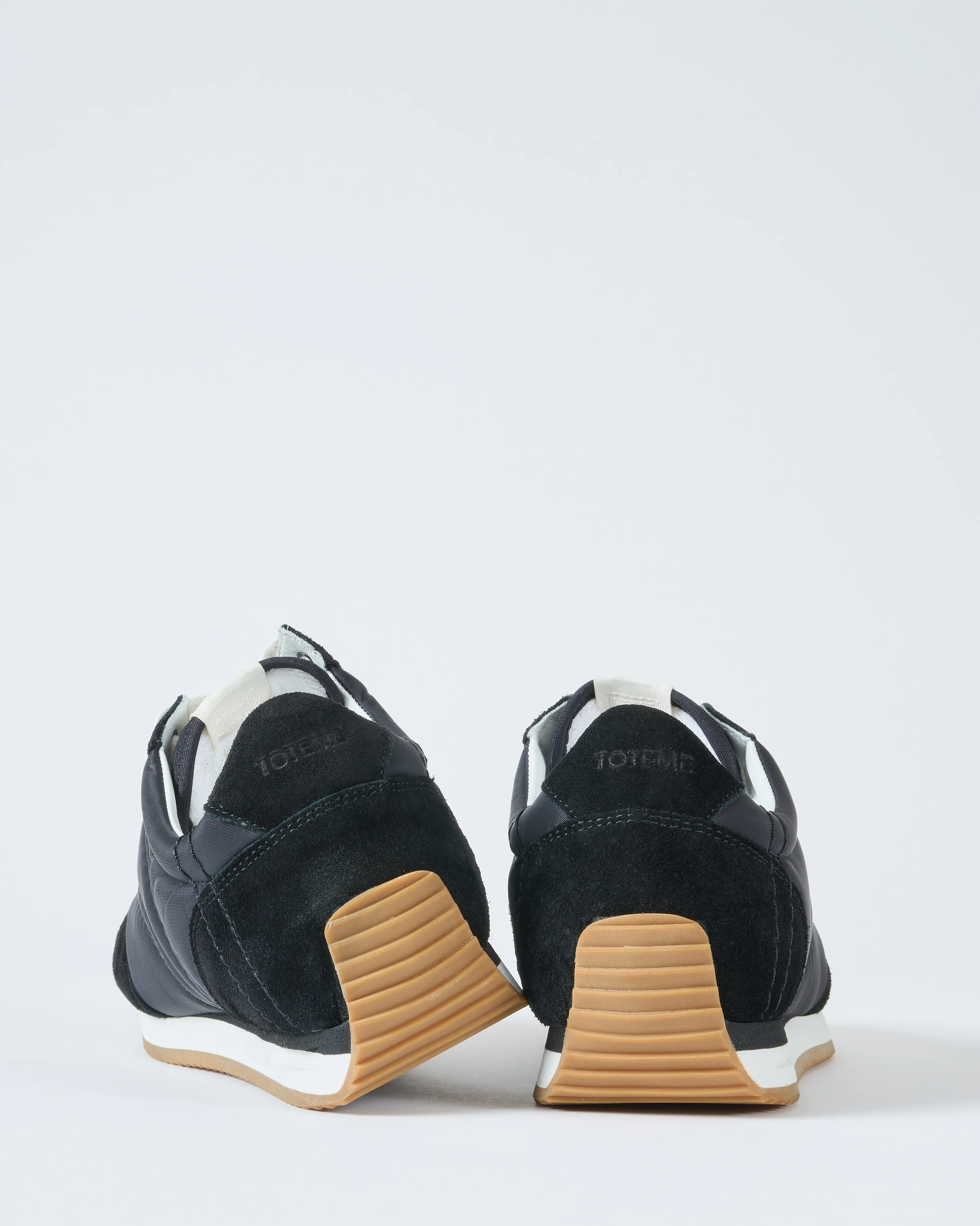sport sneakers - Image 3