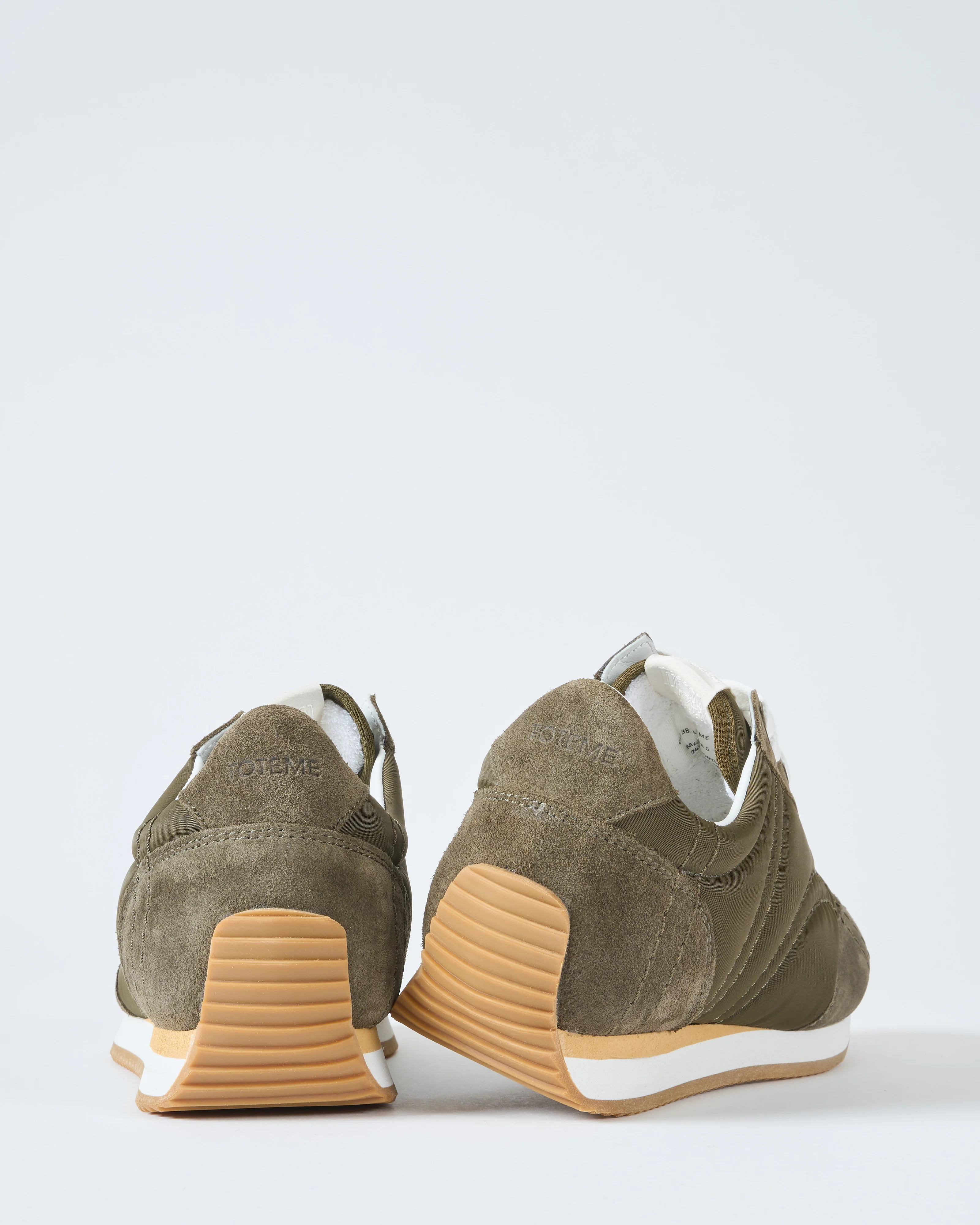 sport sneakers - Image 3