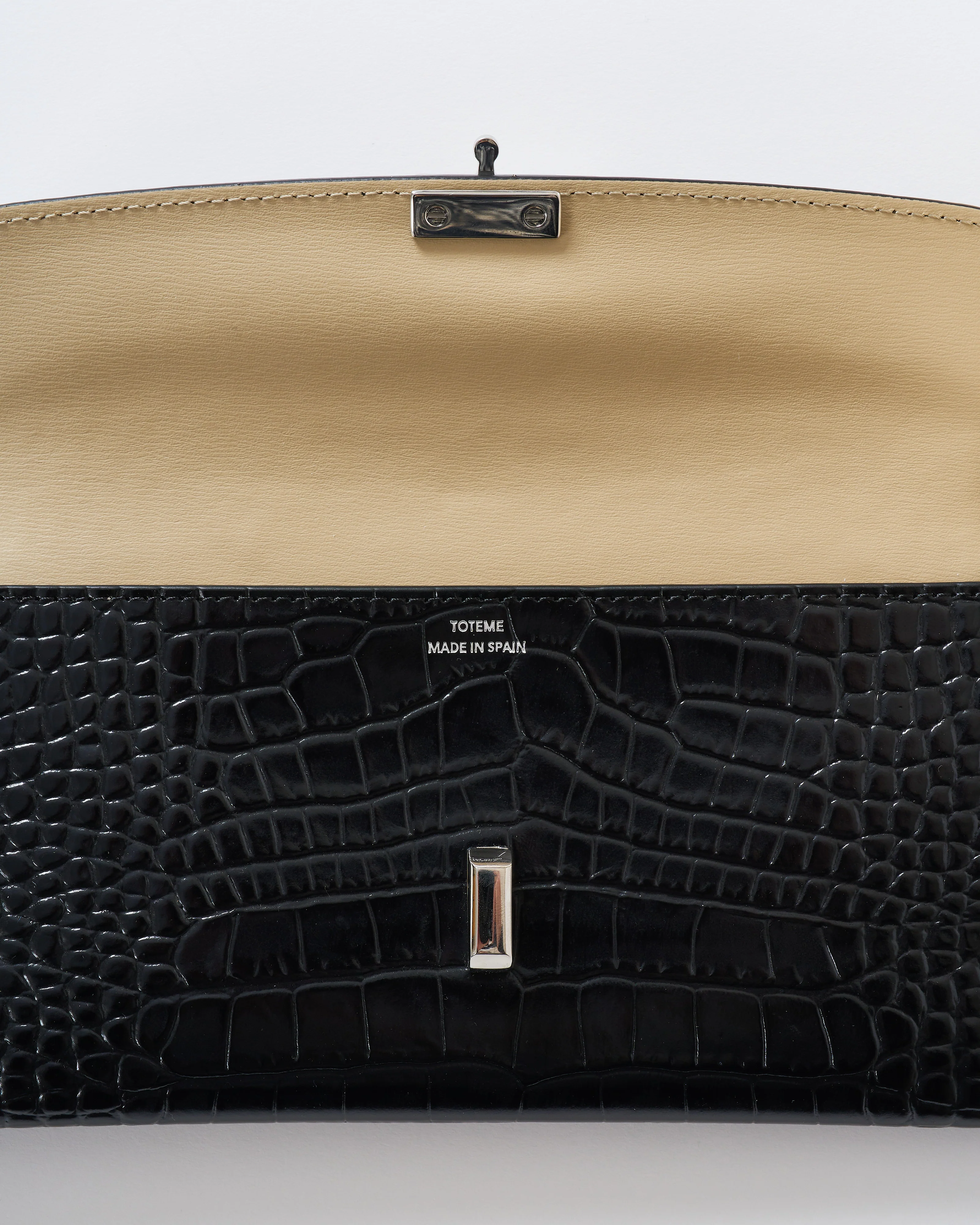 t-lock croco-embossed leather wallet - Image 5