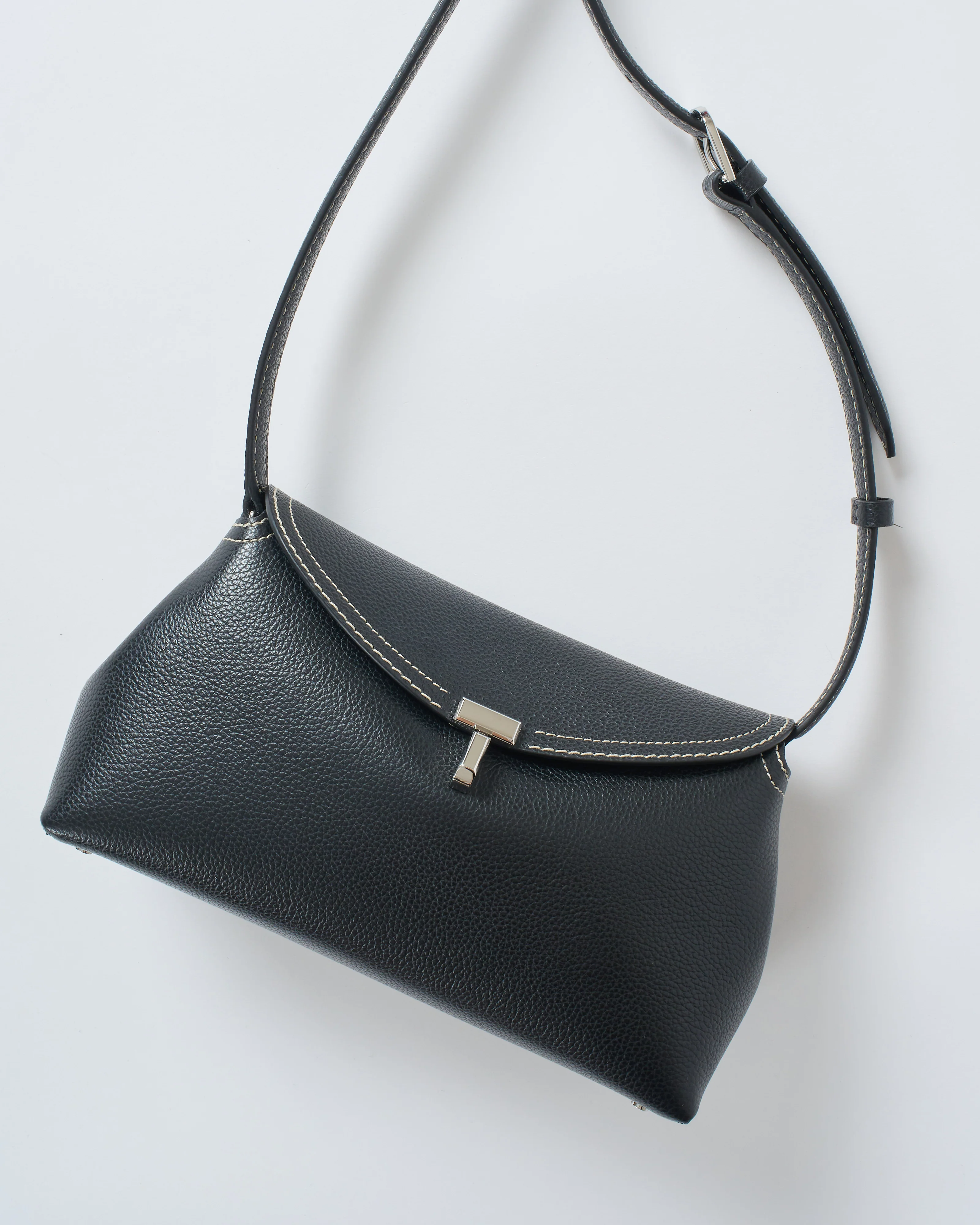 t-lock grained-leather clutch - Image 4