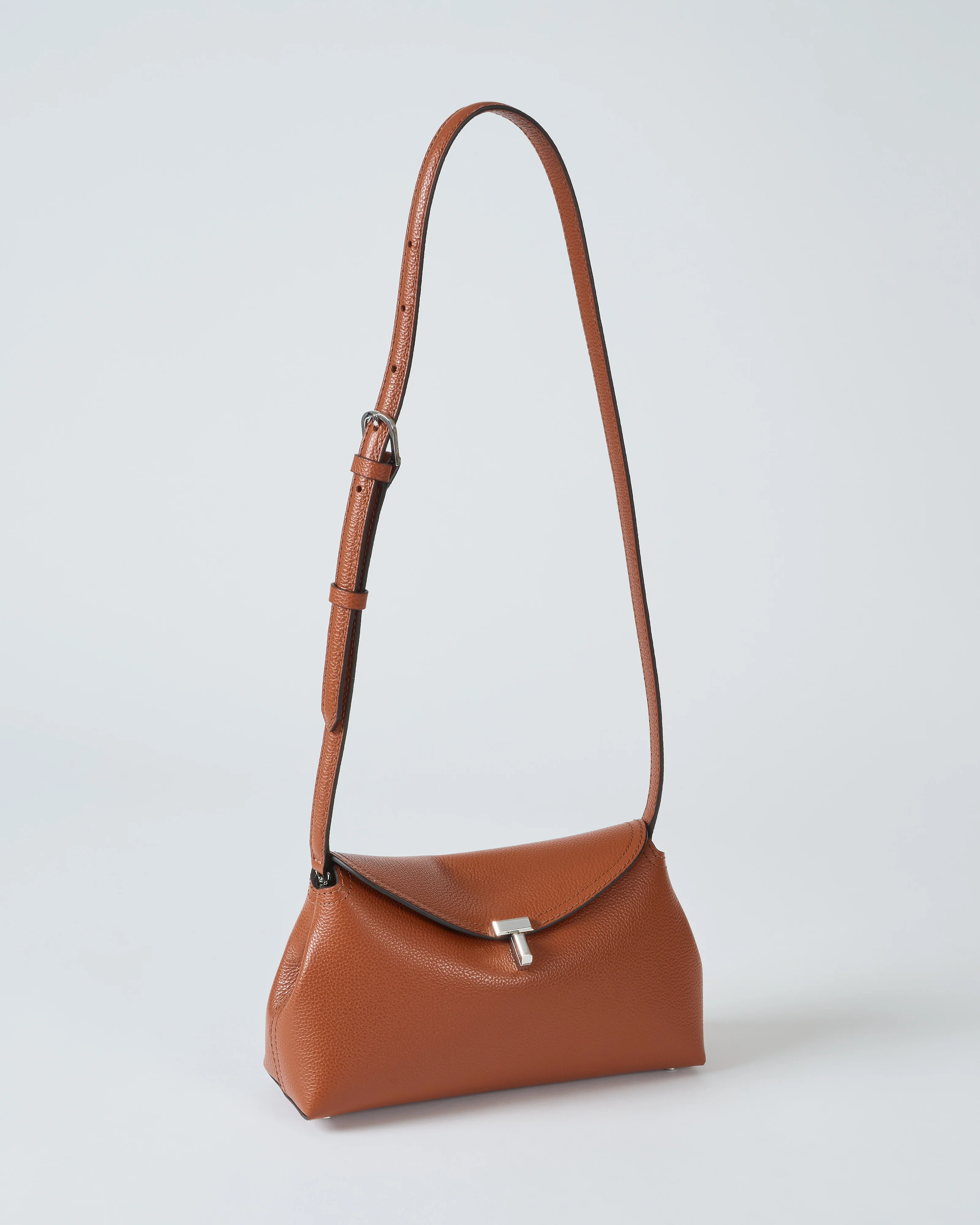 t-lock grained leather clutch - Image 8