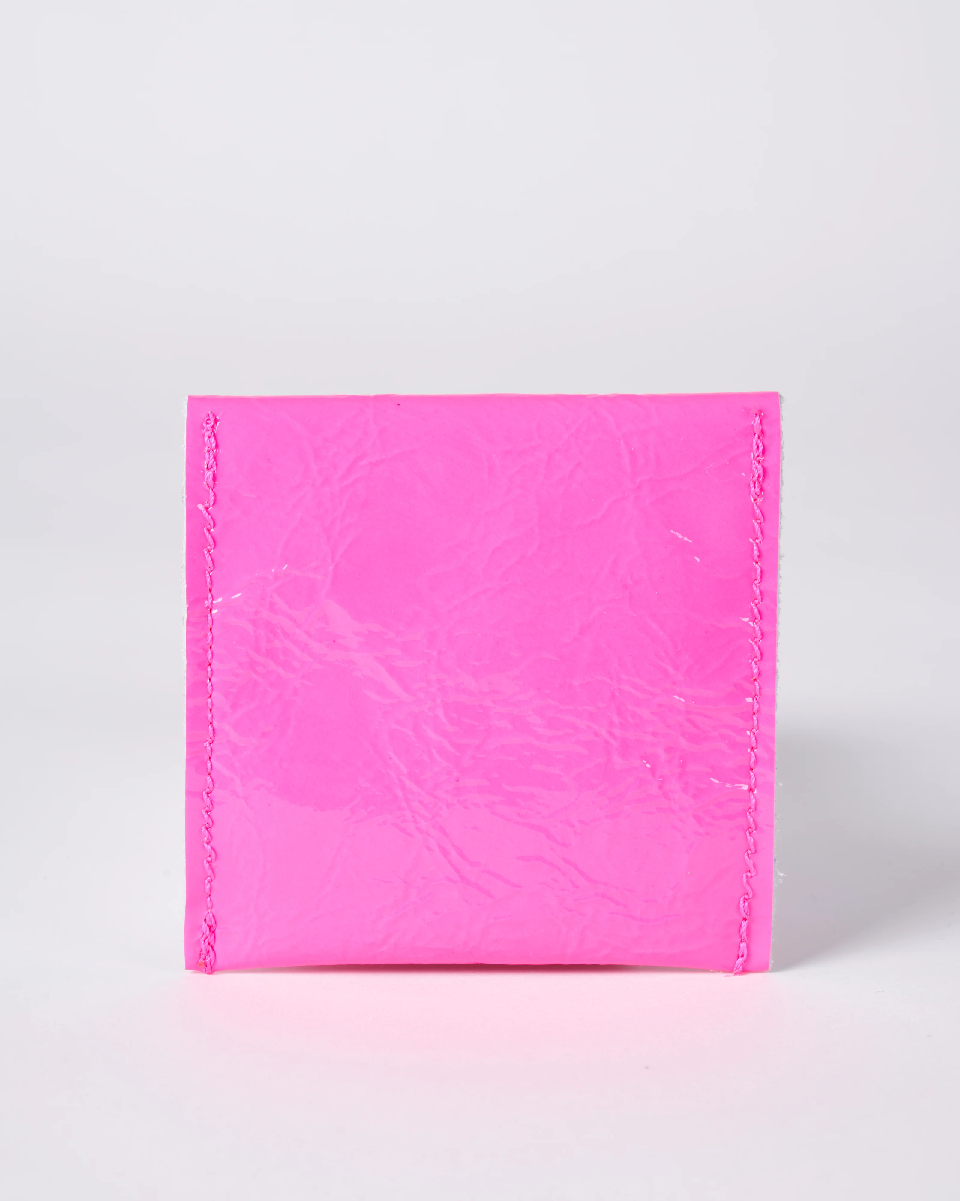 ear buds - fluro pink - Image 2