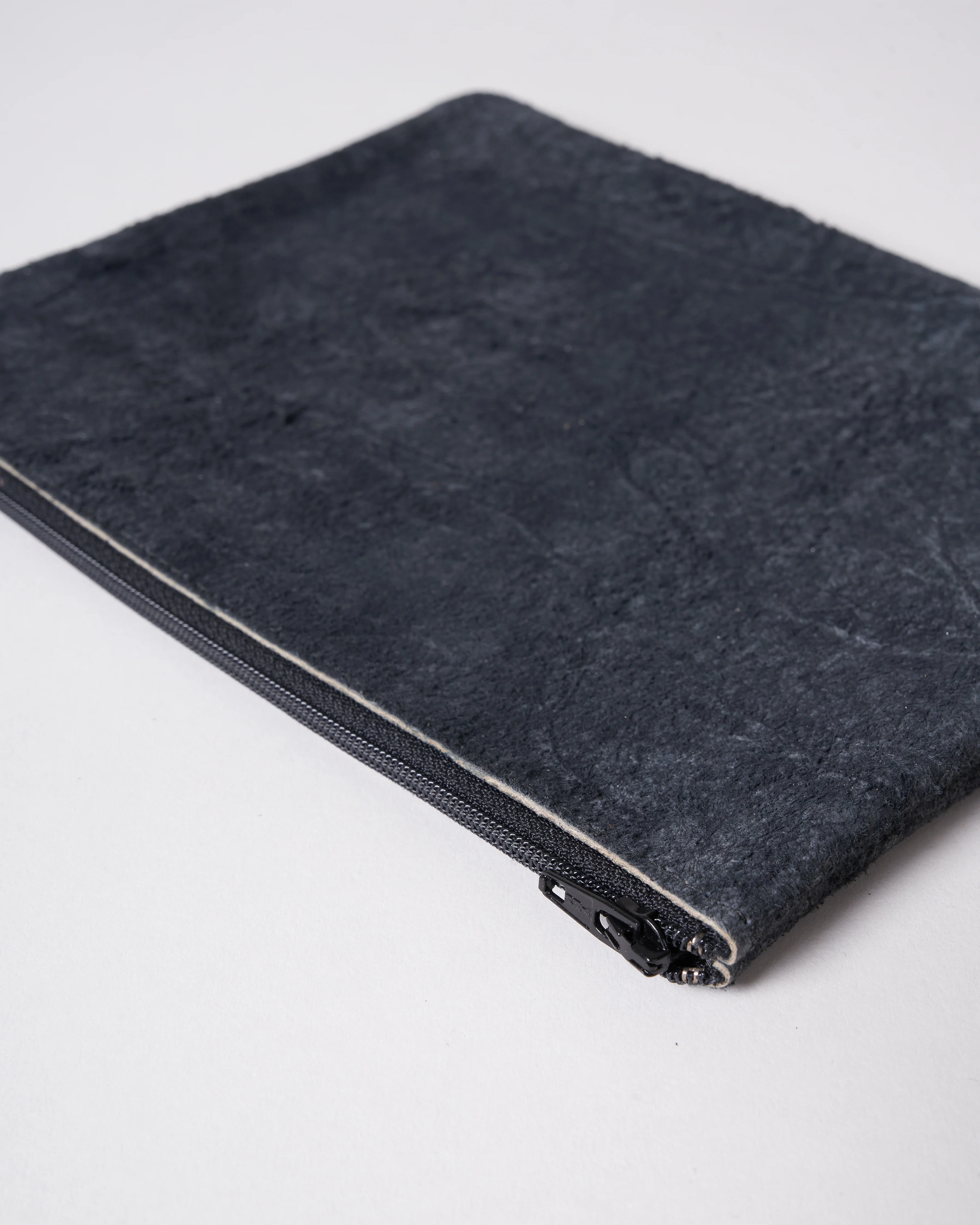 large zip pouch - distress fog - Image 3