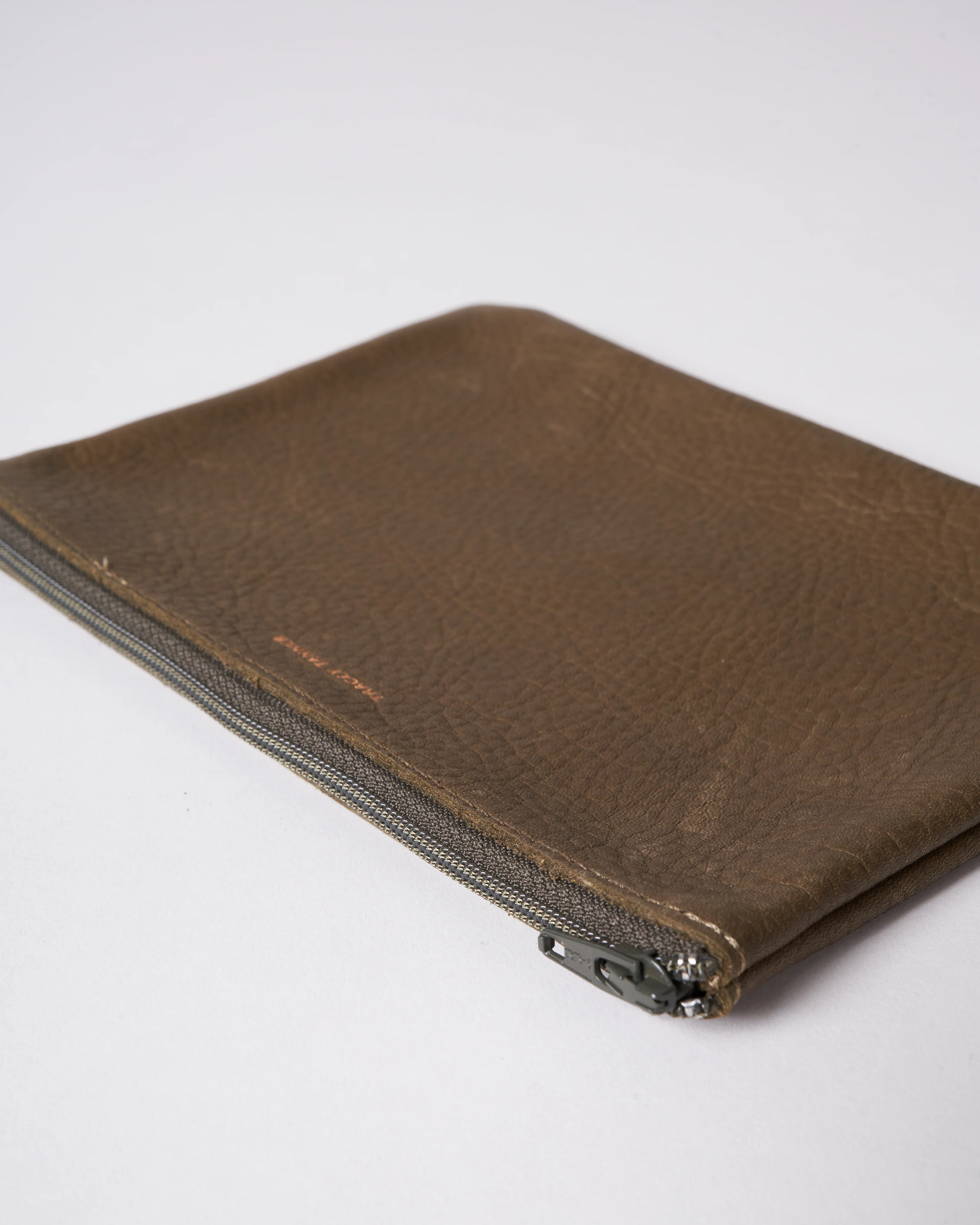 medium zip pouch - basic olive - Image 3