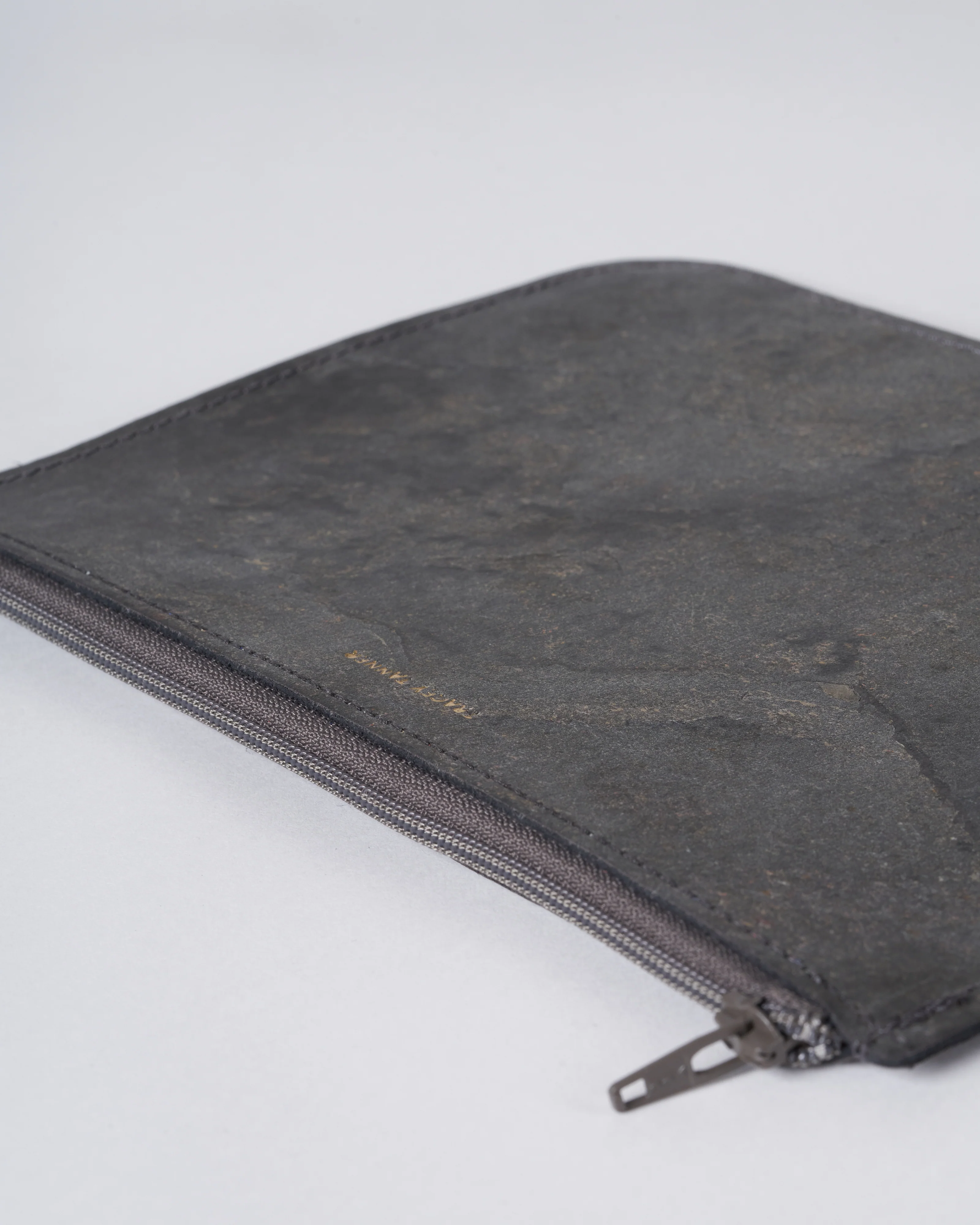 medium zip pouch - slate - Image 4