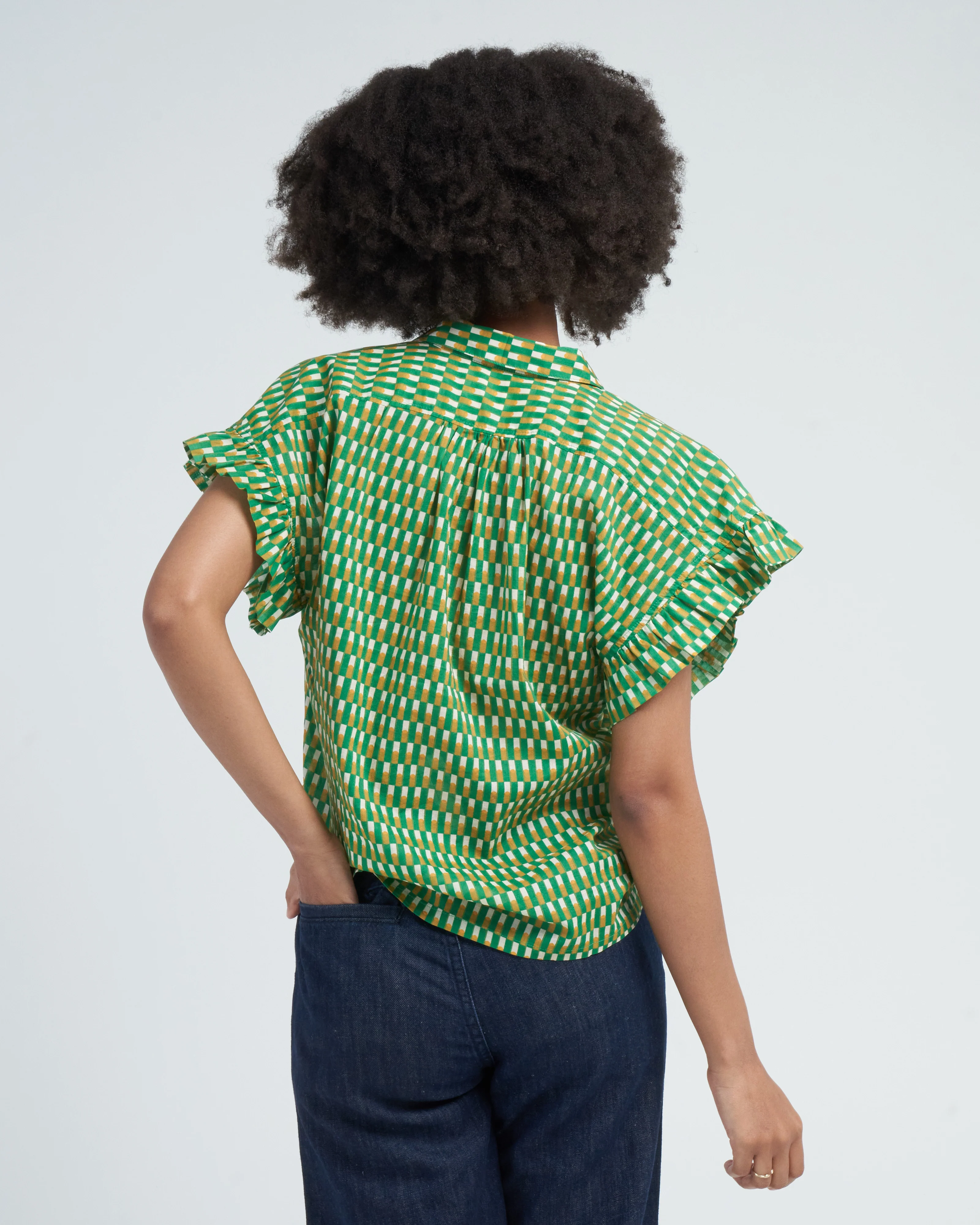marianne b ruffle sleeve shirt - peridot paver - Image 4