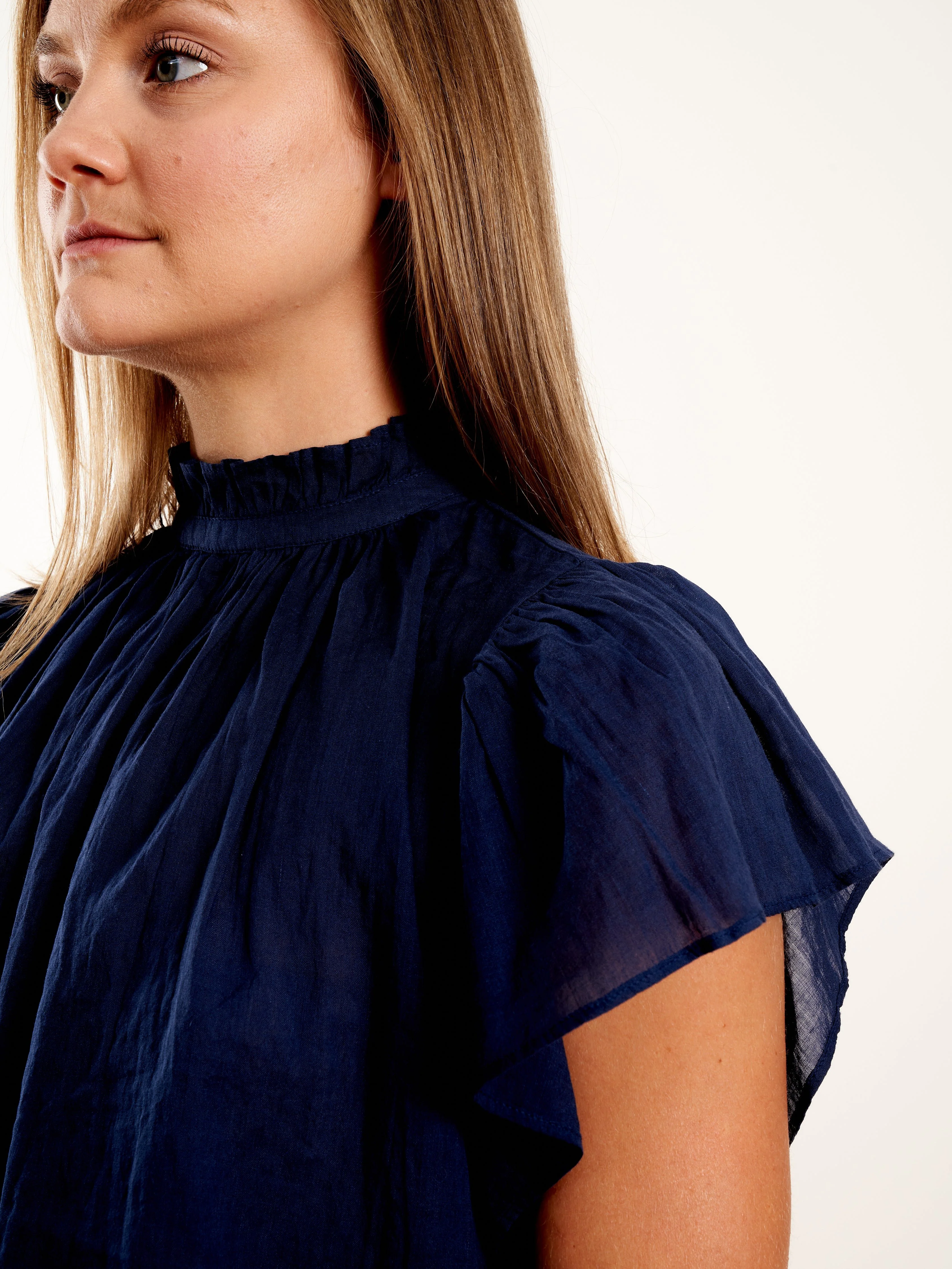 carla highneck shirt - navy - Image 6