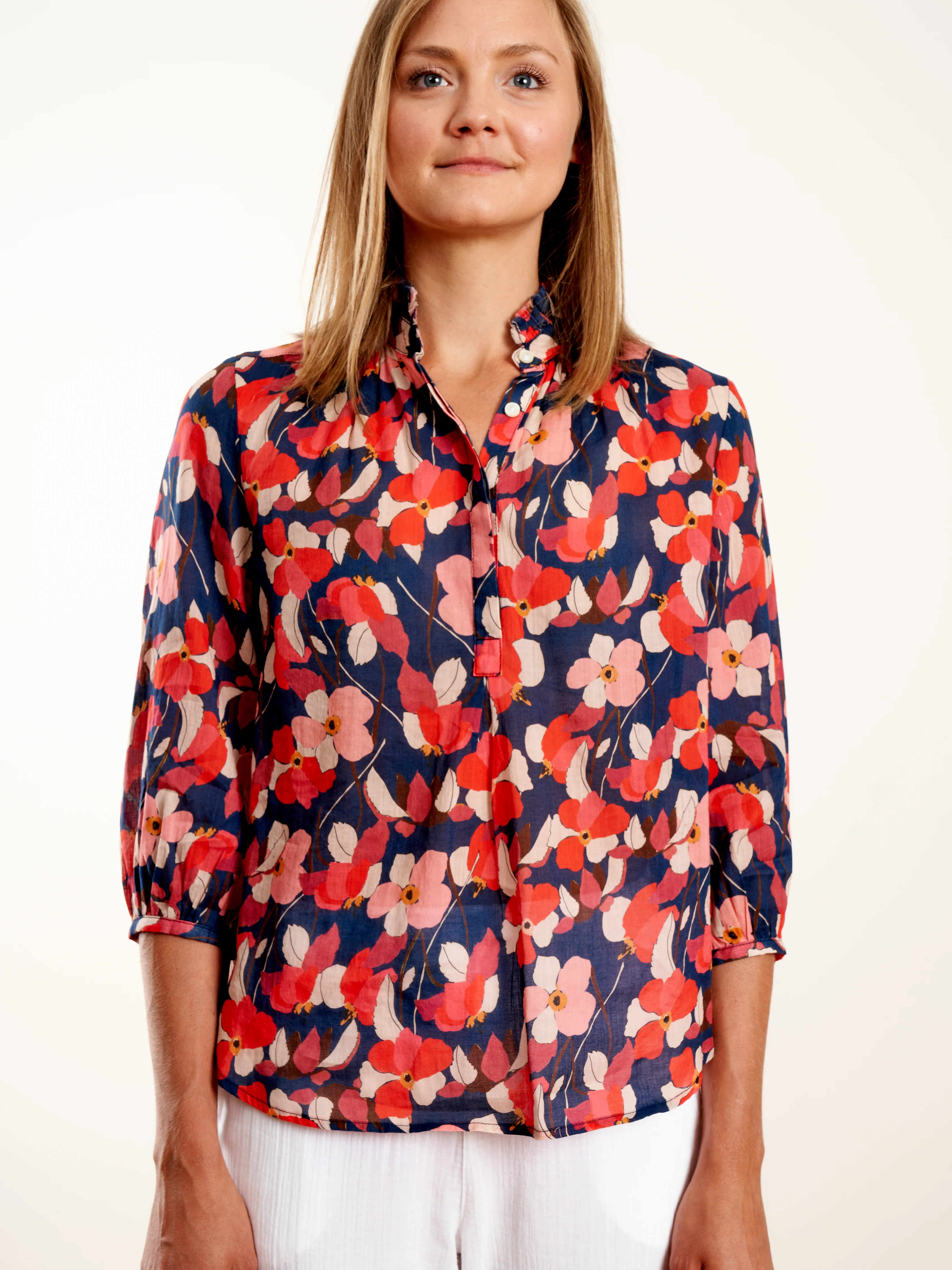 sara henley shirt - navy floral - Image 3