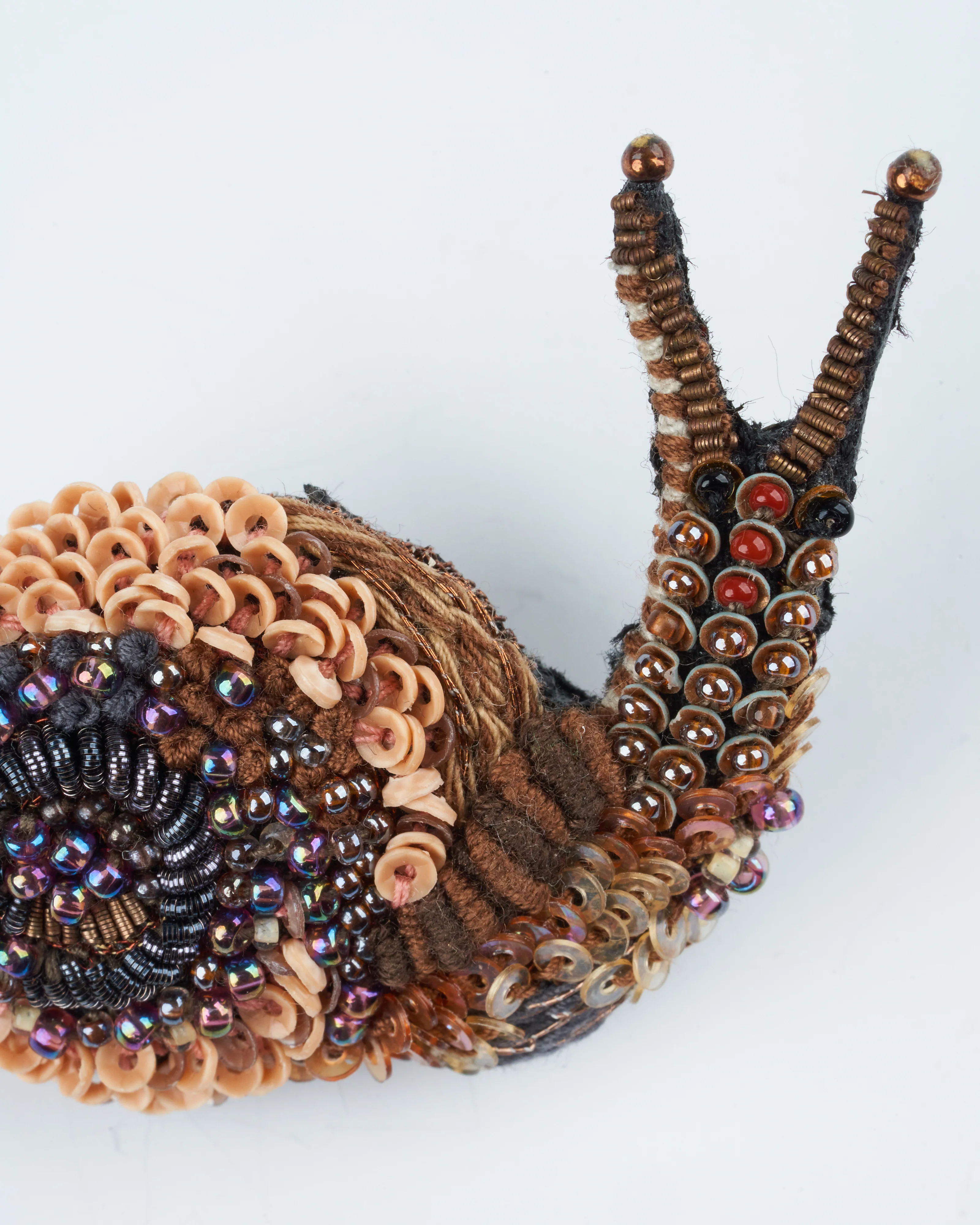 melting snail brooch pin - embroidery - Image 3