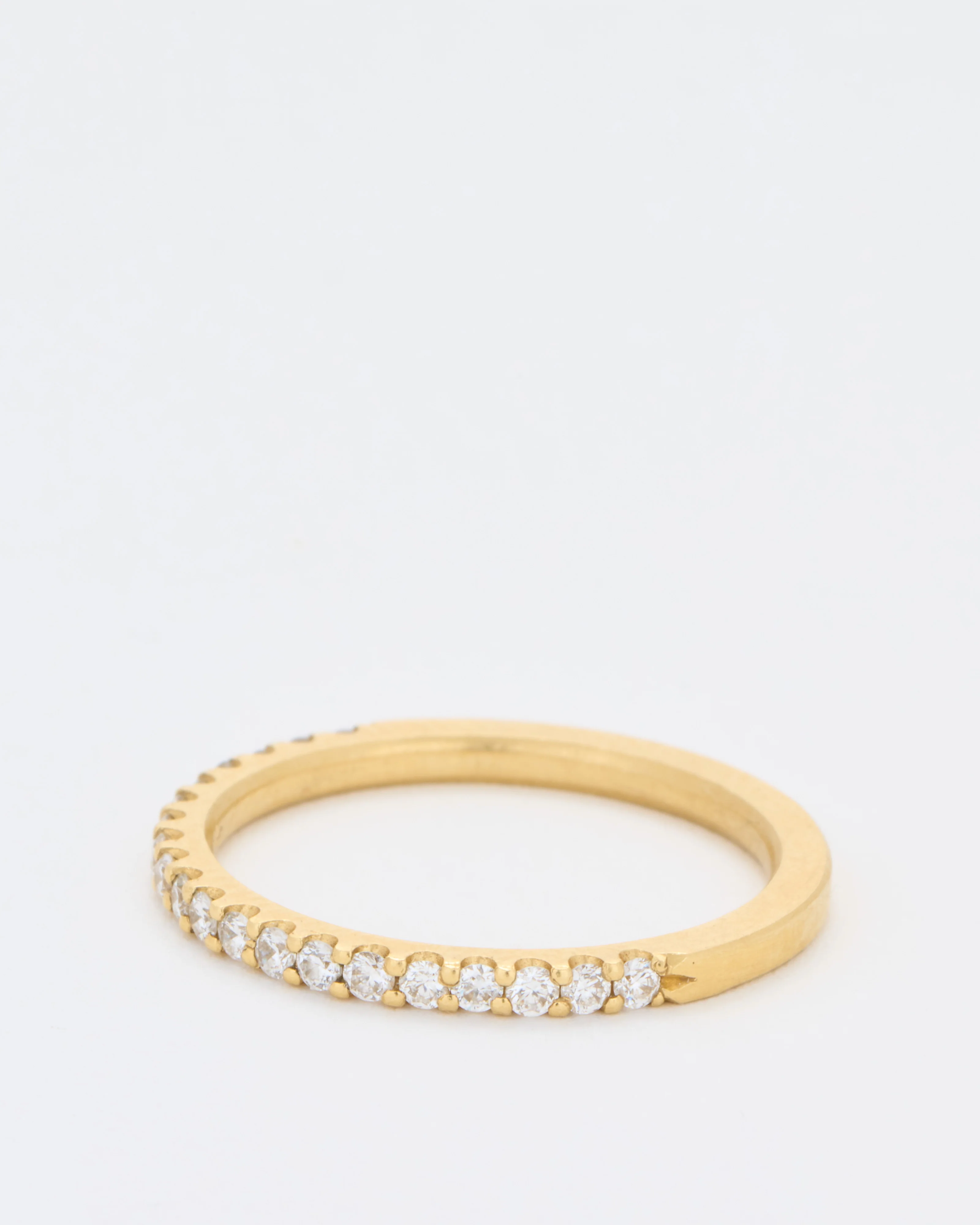 1/2 eternity band with diamond - Image 3