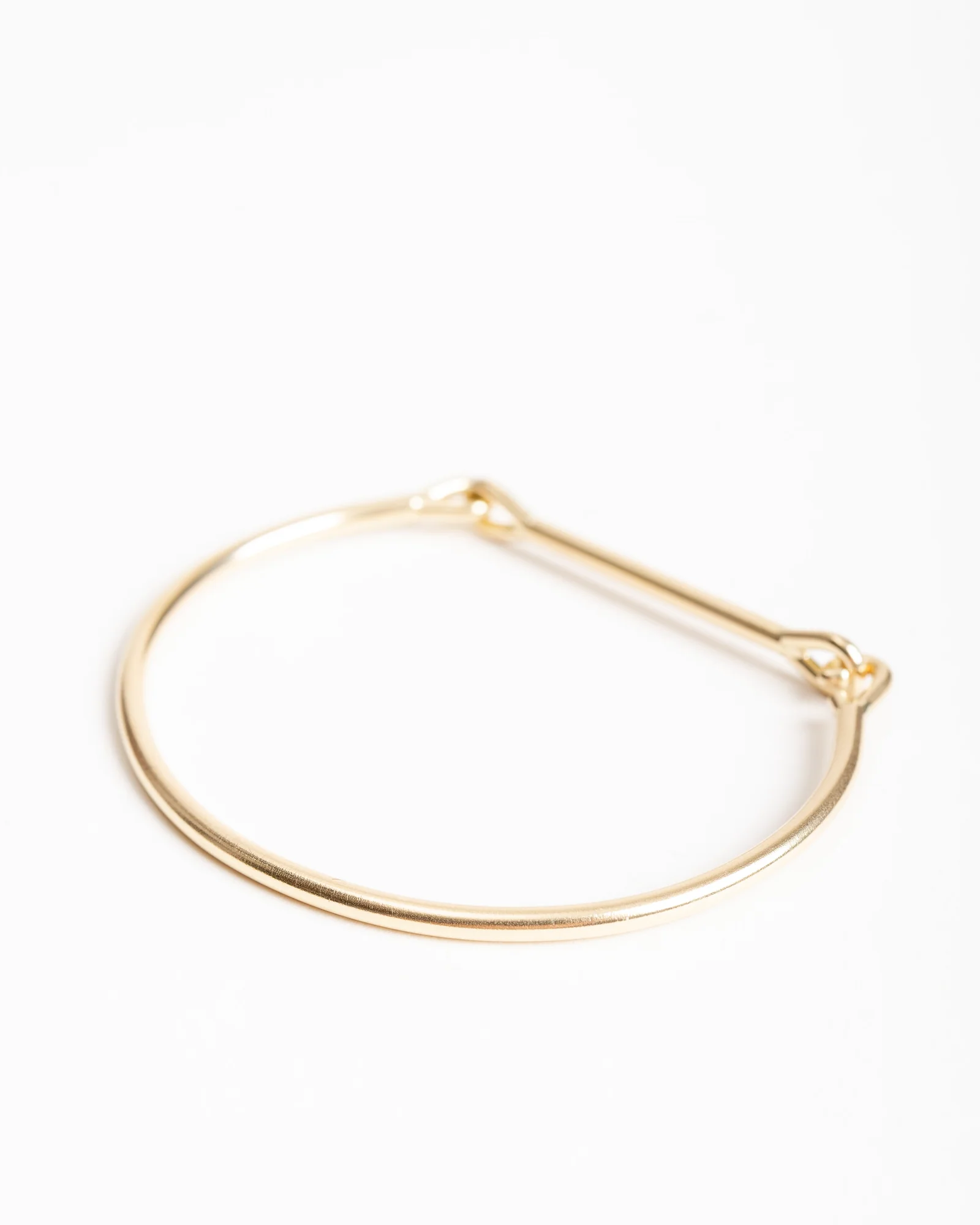 needle eye cuff with scatter diamonds - Image 4