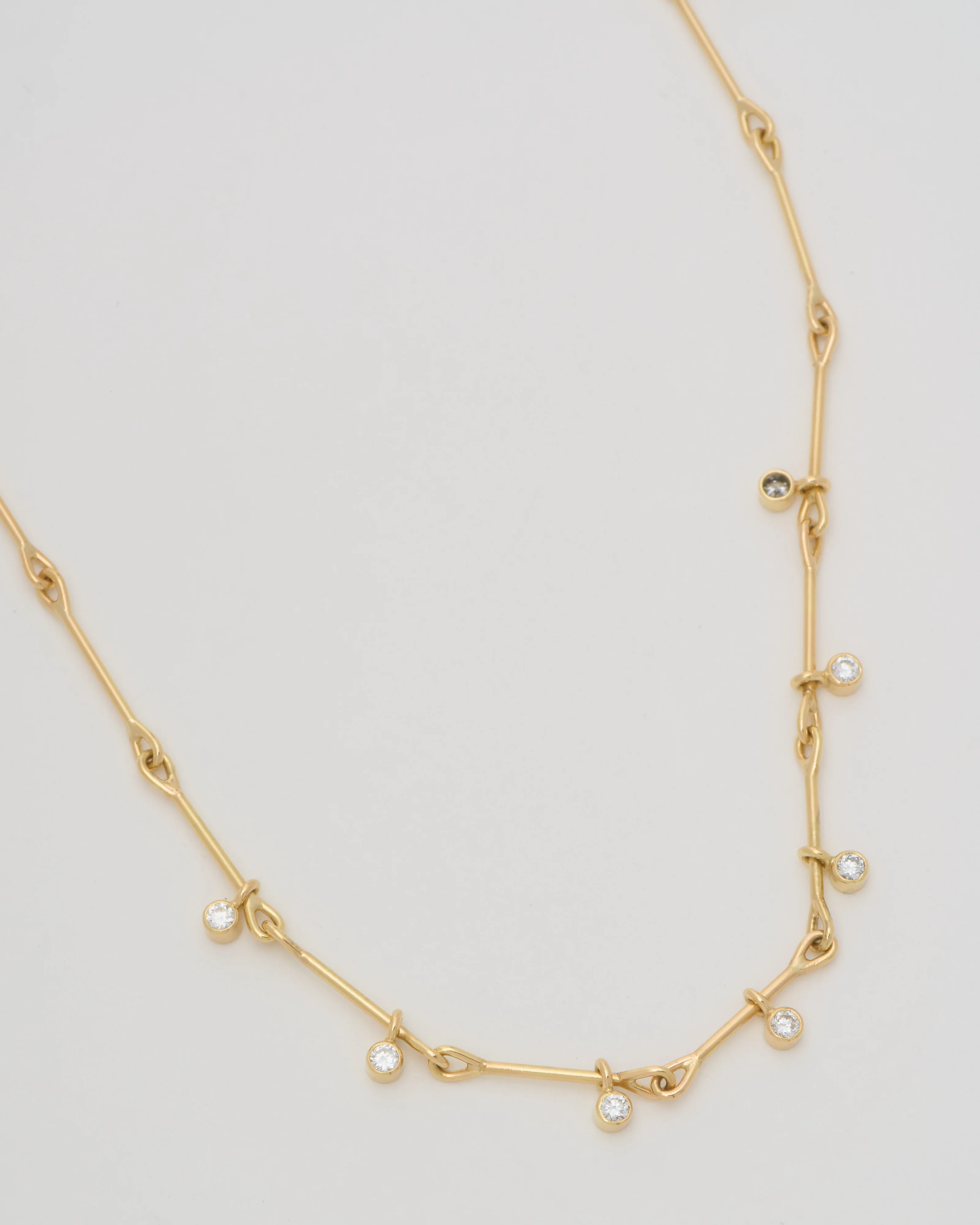 needle eye necklace with diamonds - Image 4
