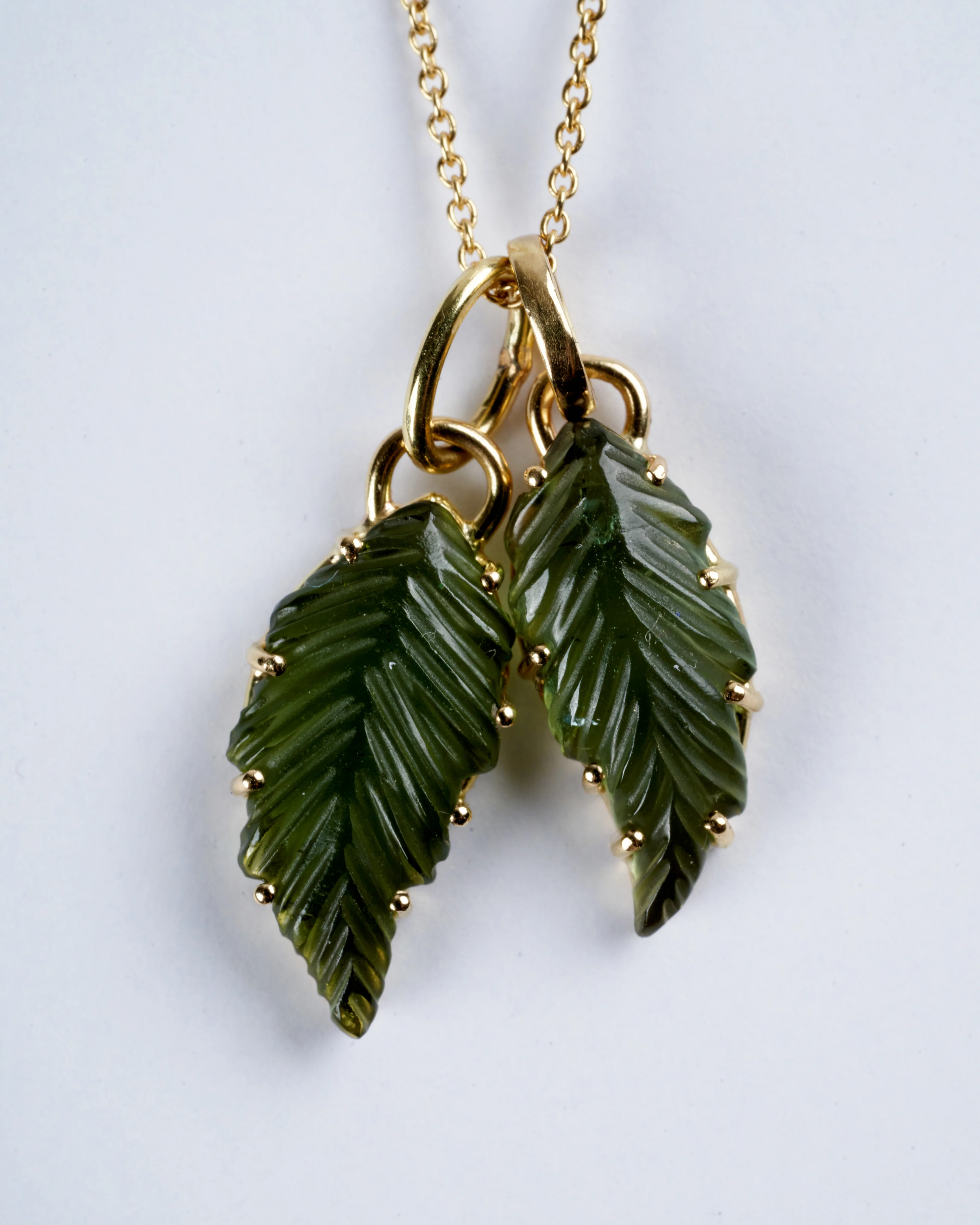 handcarved leaf pendant - green tourmaline - Image 3