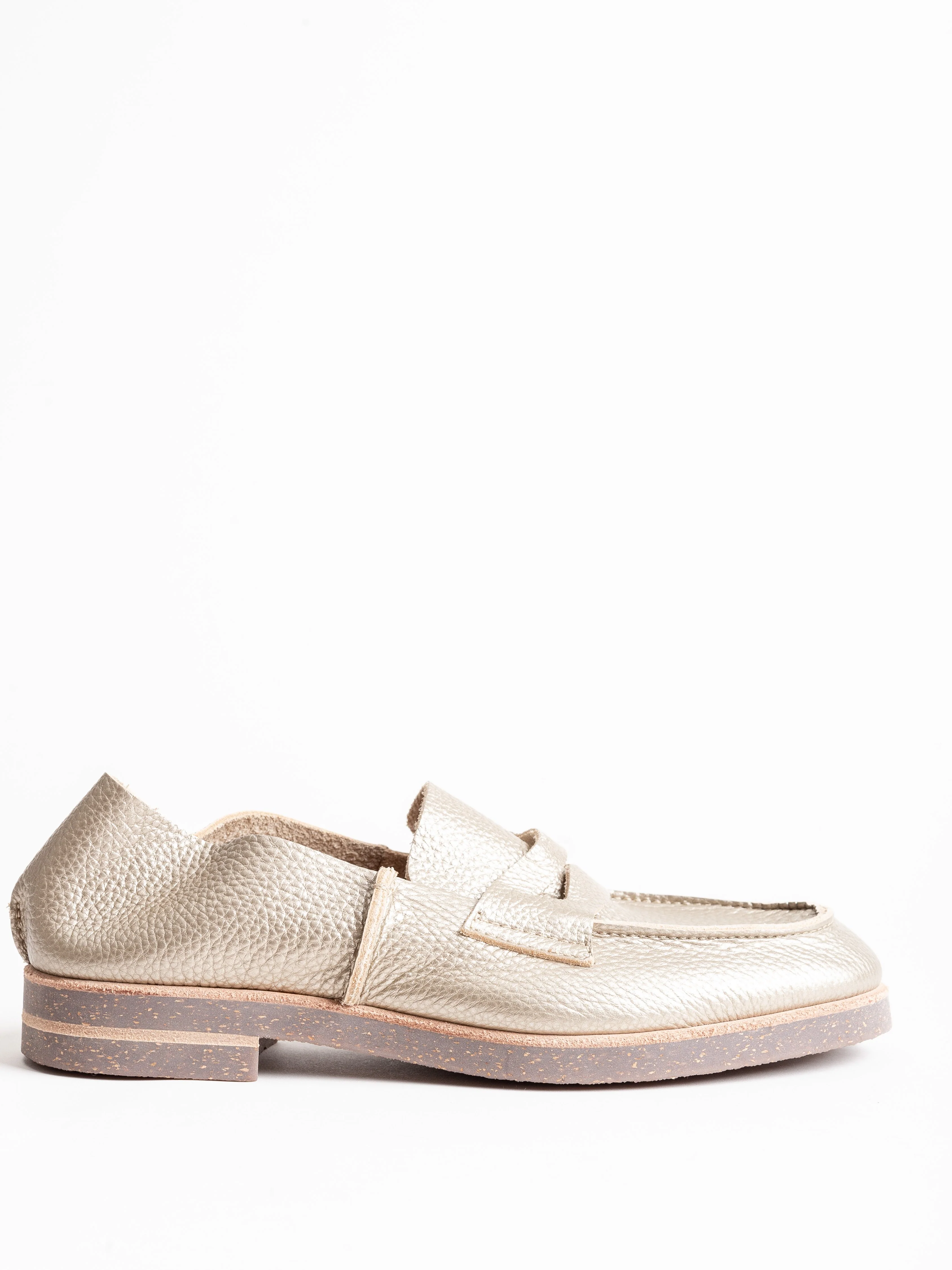 tassel slip on loafer - dark red - Image 6